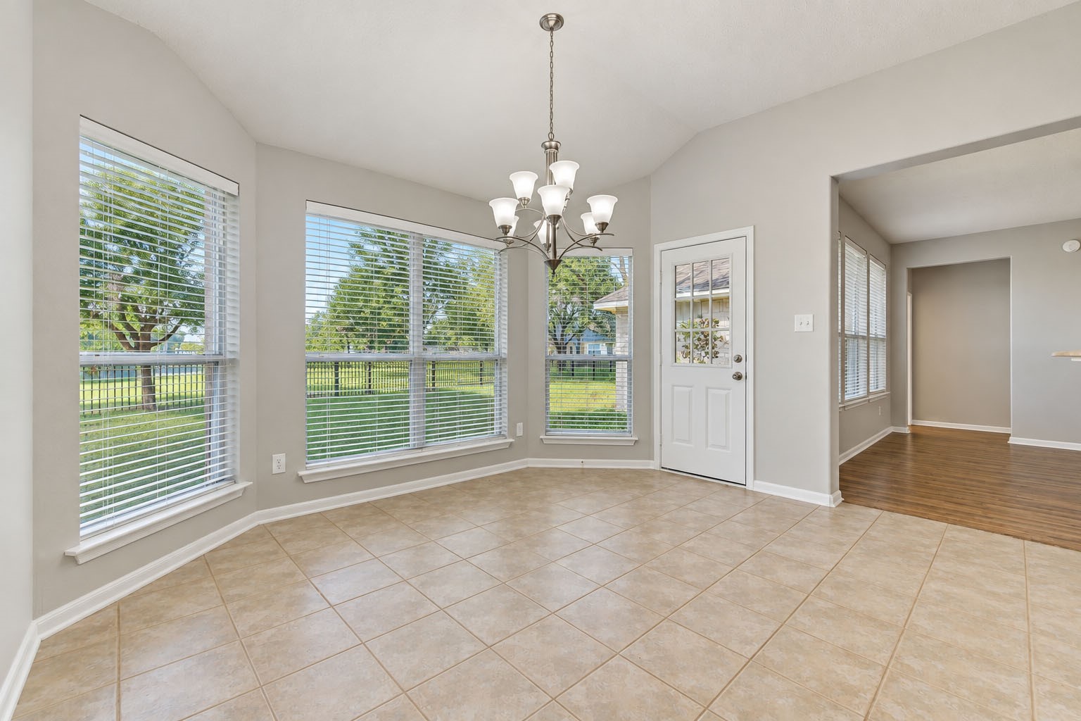 4719 Waterhaven Lane Property Photo 15