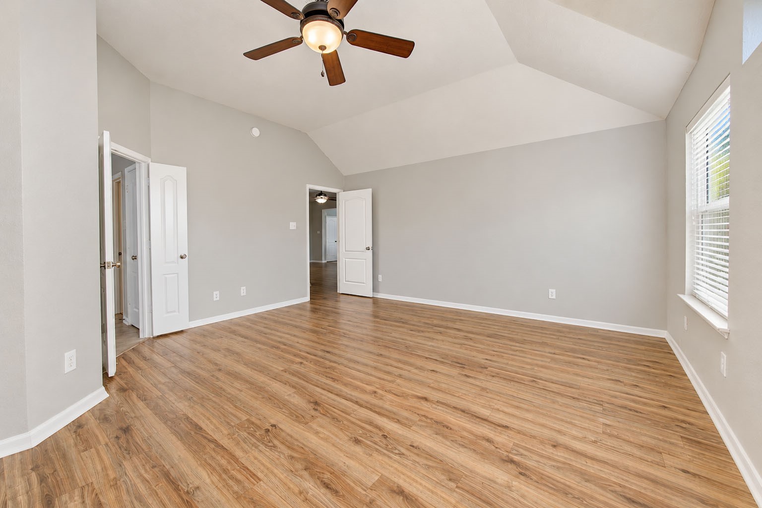 4719 Waterhaven Lane Property Photo 20