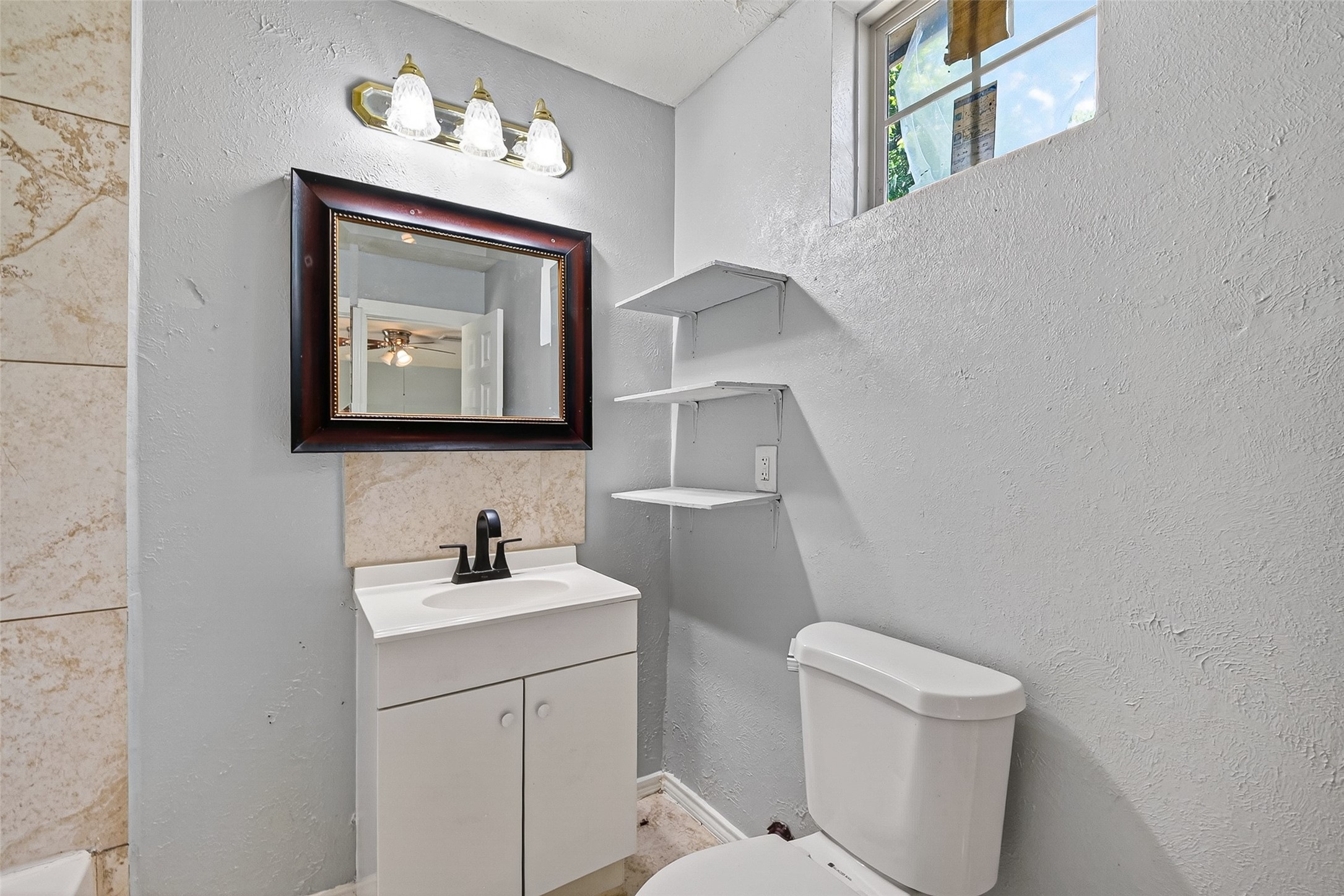 3918 Tavenor Lane Property Photo 30