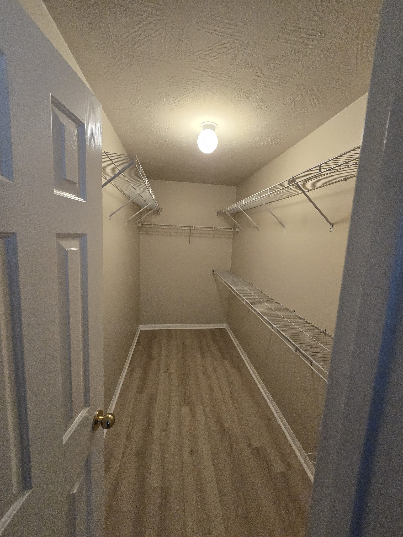 3730 Liberty Square Trl Property Photo 9