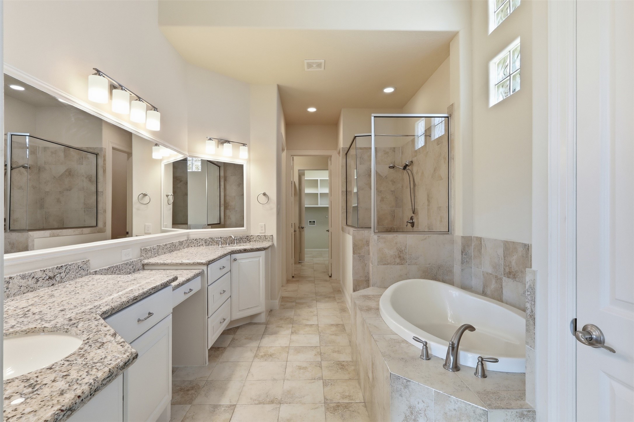 9806 Reflection Point Drive Property Photo 16
