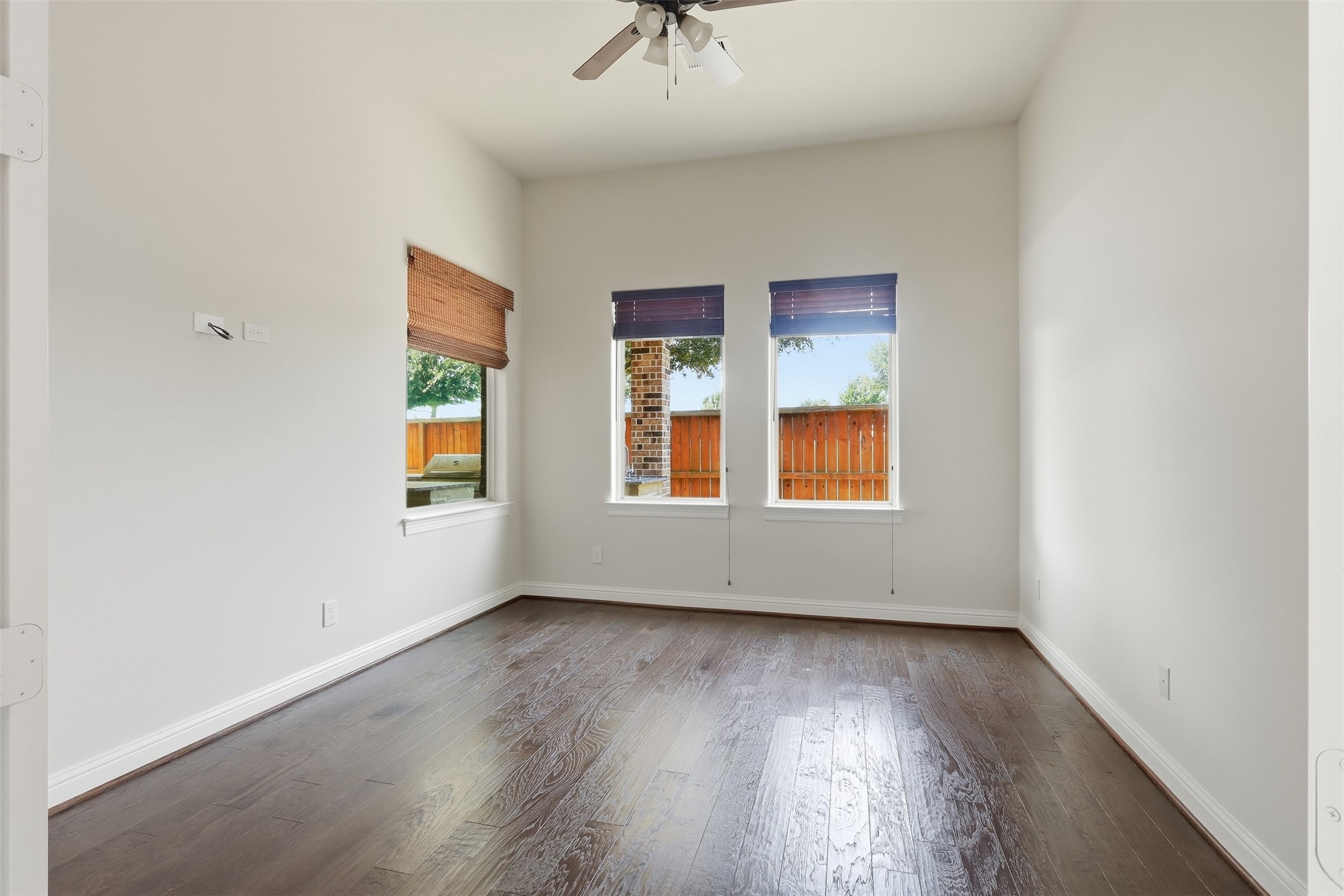 9806 Reflection Point Drive Property Photo 22