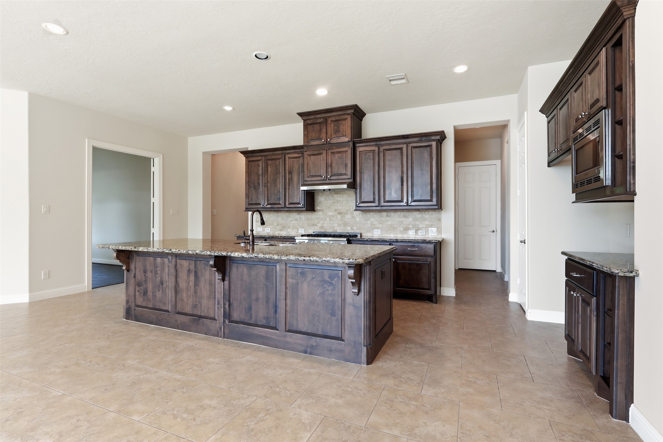 9806 Reflection Point Drive Property Photo 26