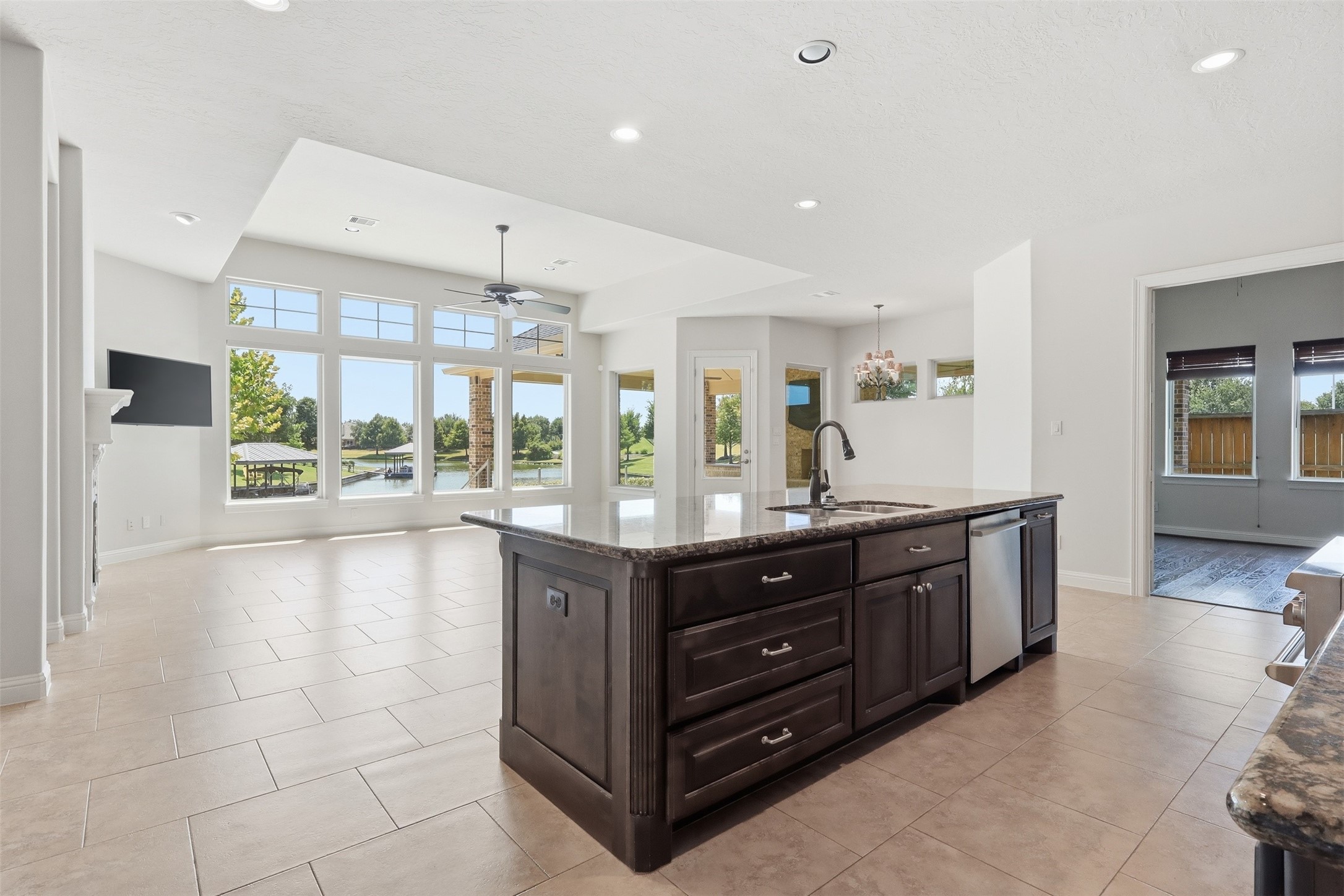 9806 Reflection Point Drive Property Photo 27