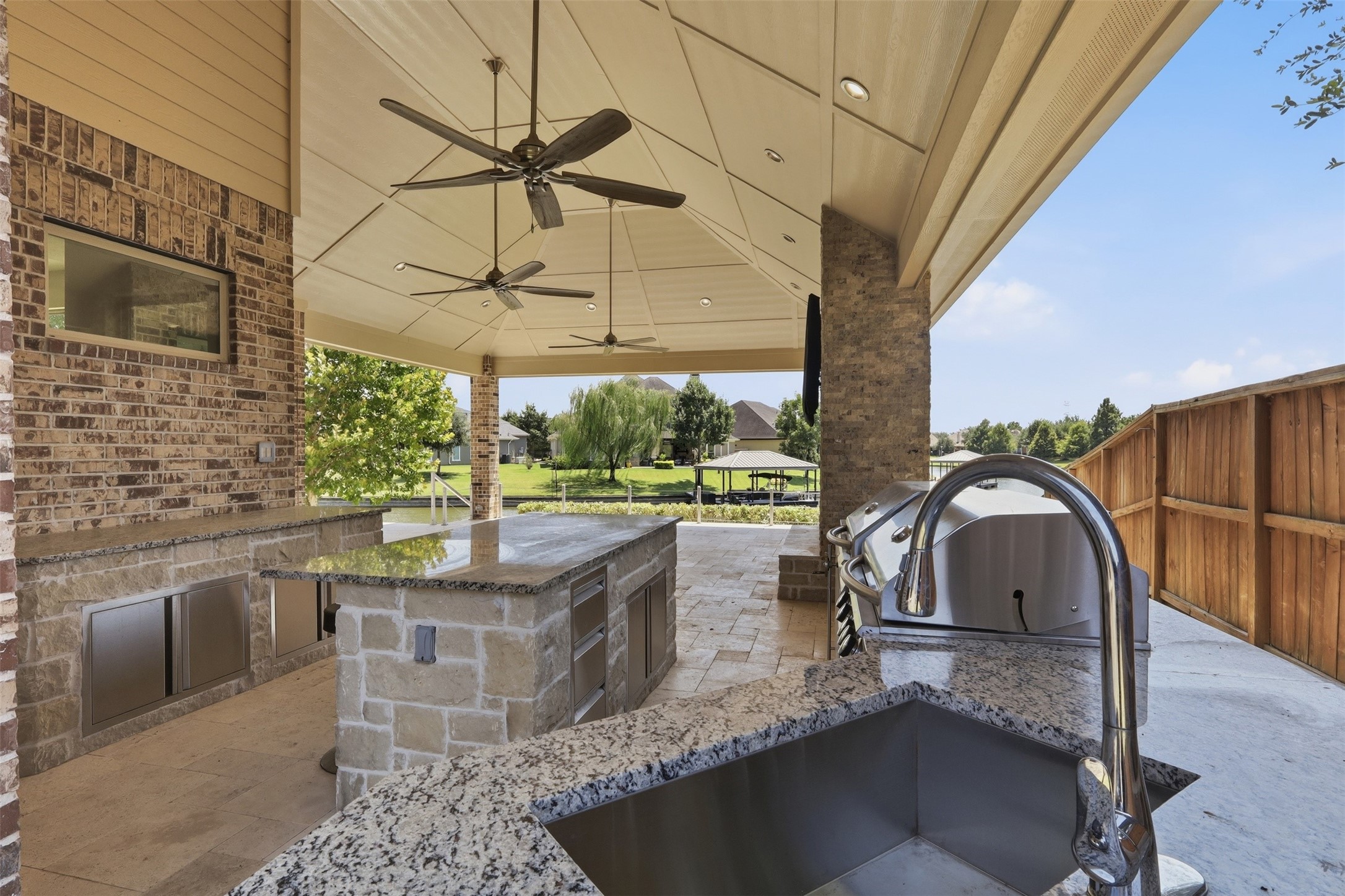 9806 Reflection Point Drive Property Photo 36
