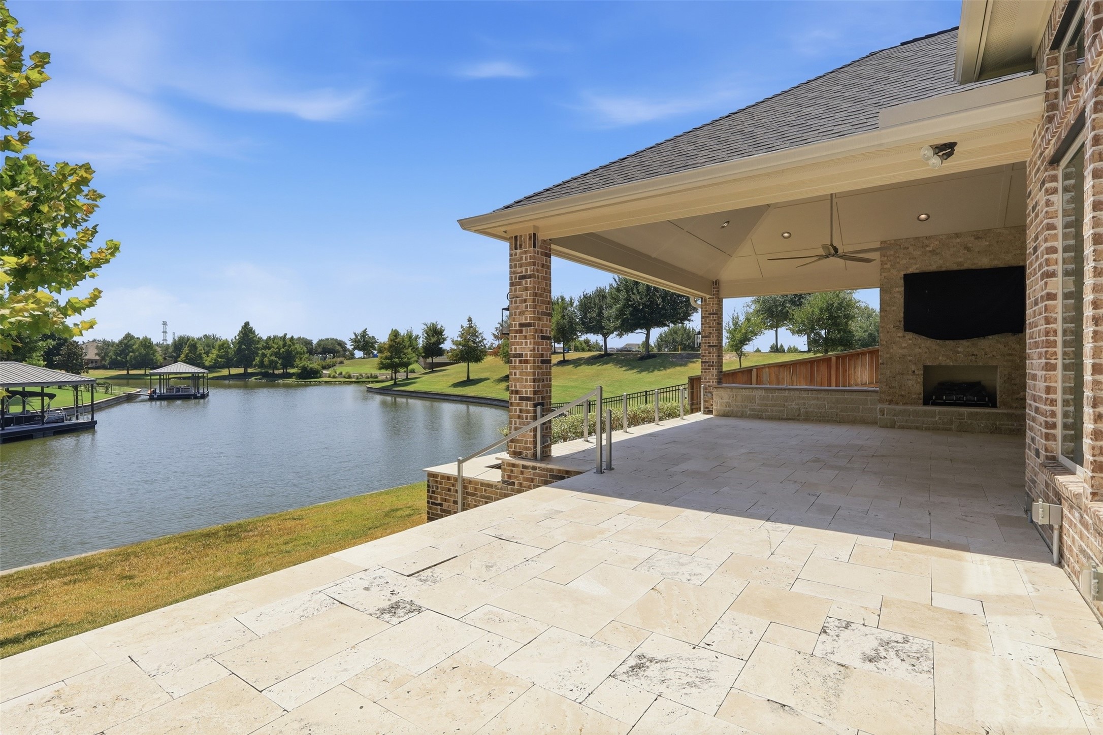 9806 Reflection Point Drive Property Photo 38