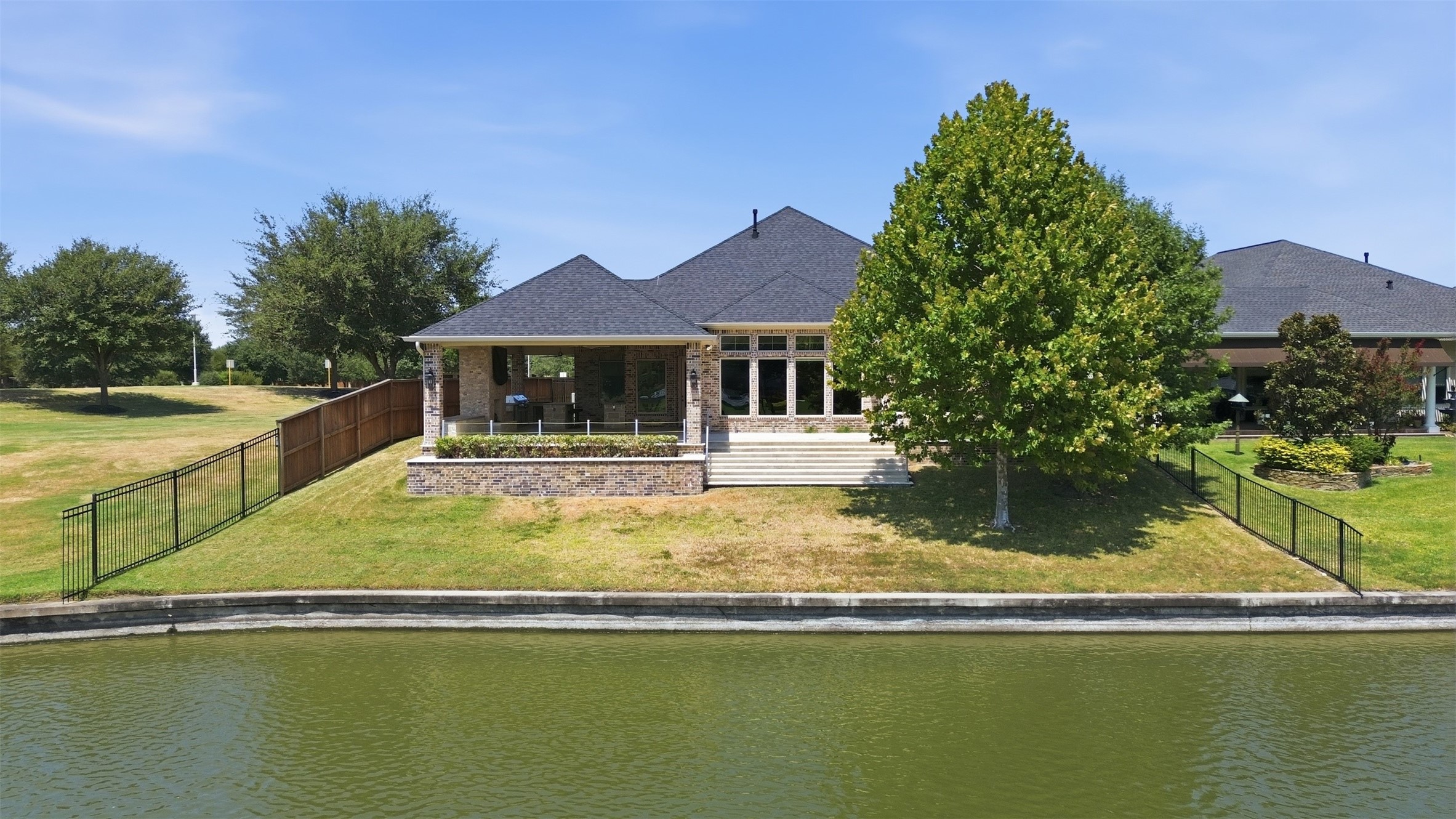 9806 Reflection Point Drive Property Photo 41