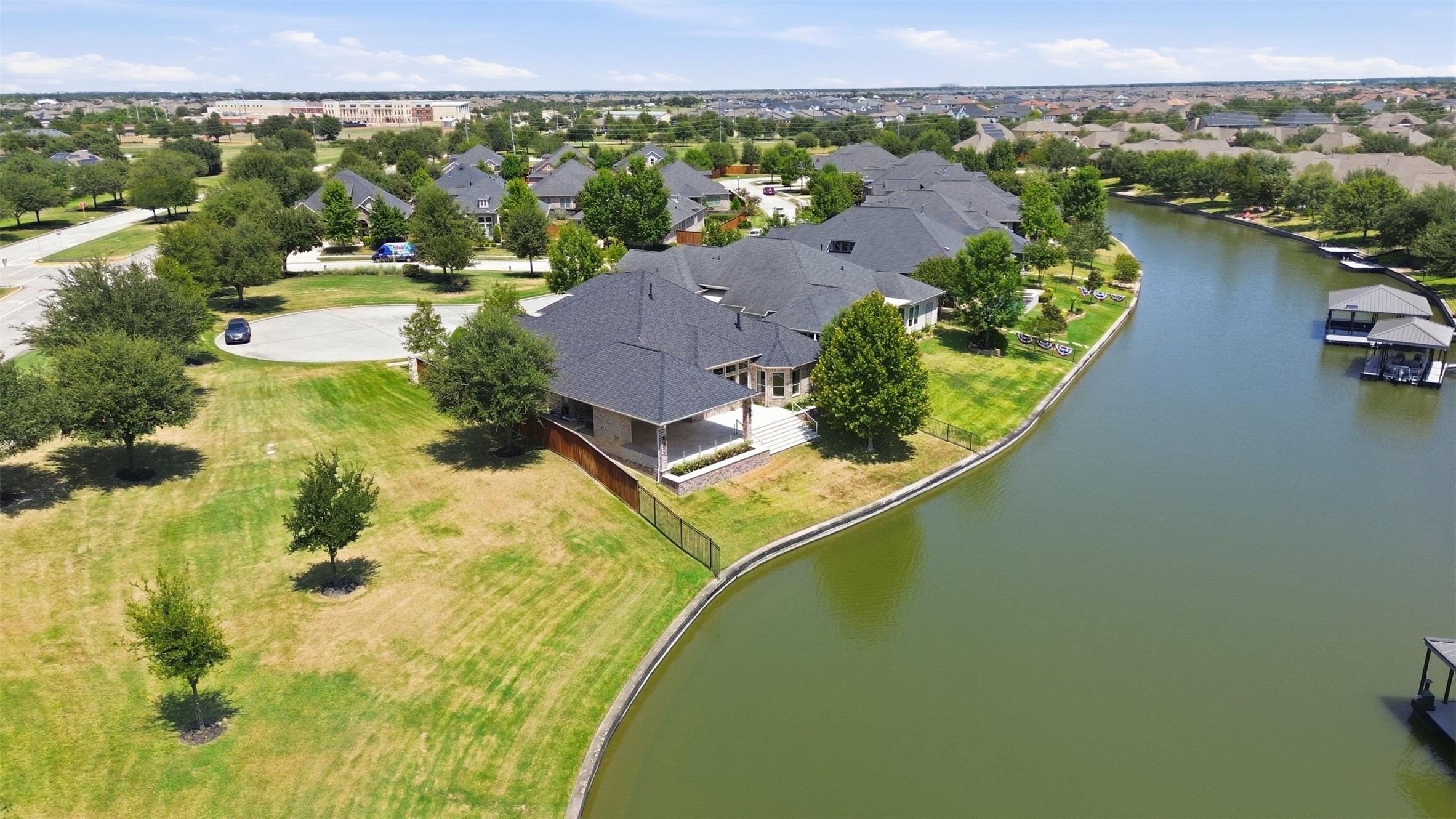 9806 Reflection Point Drive Property Photo 42