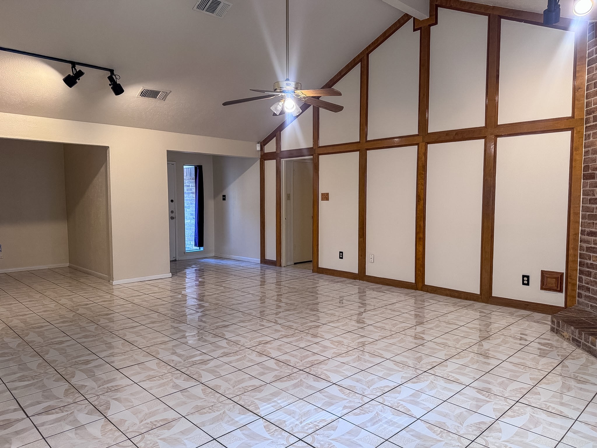 14418 Moorfield Drive Property Photo 8