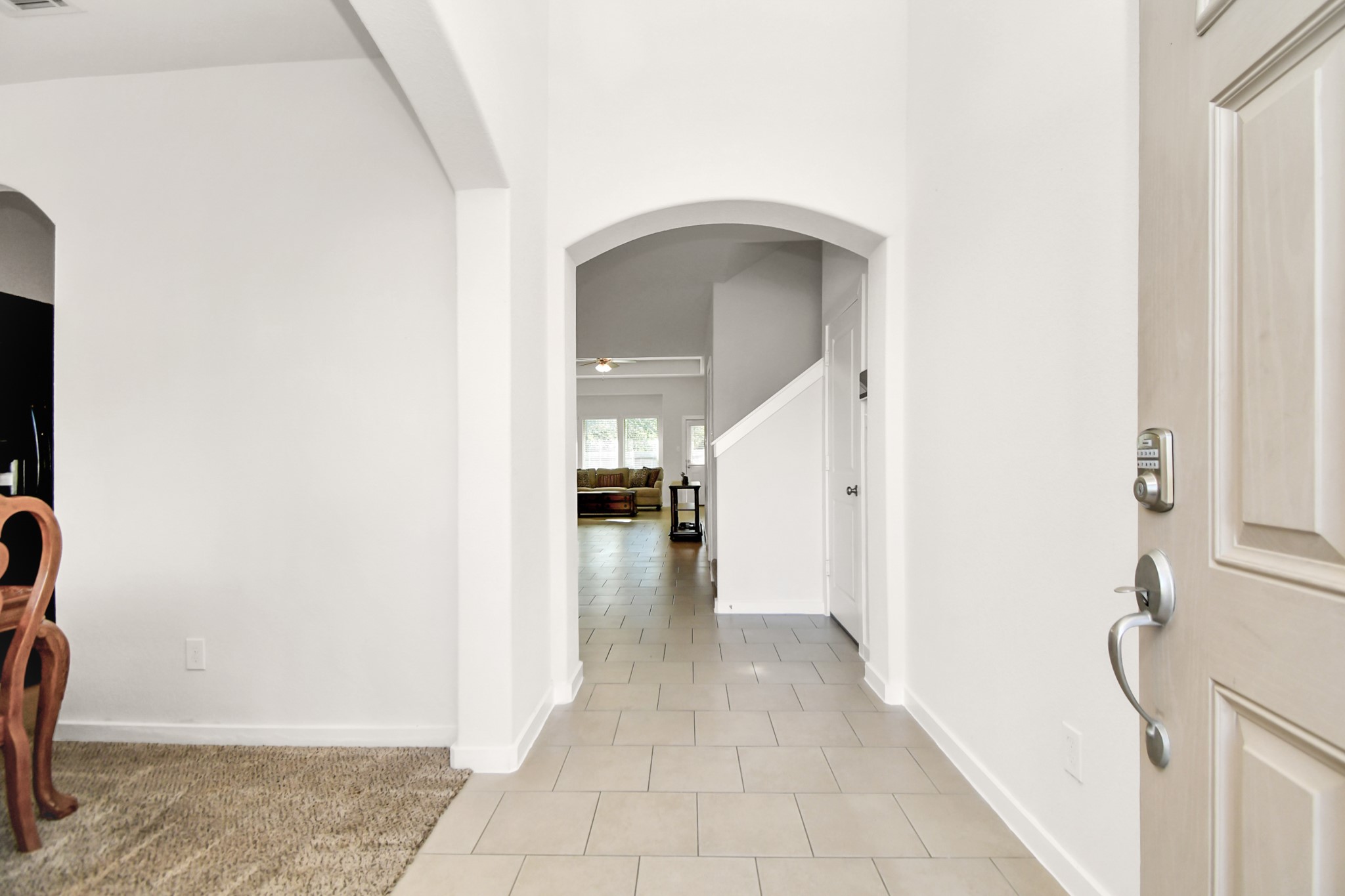 6822 Spring Vale Drive Property Photo 4