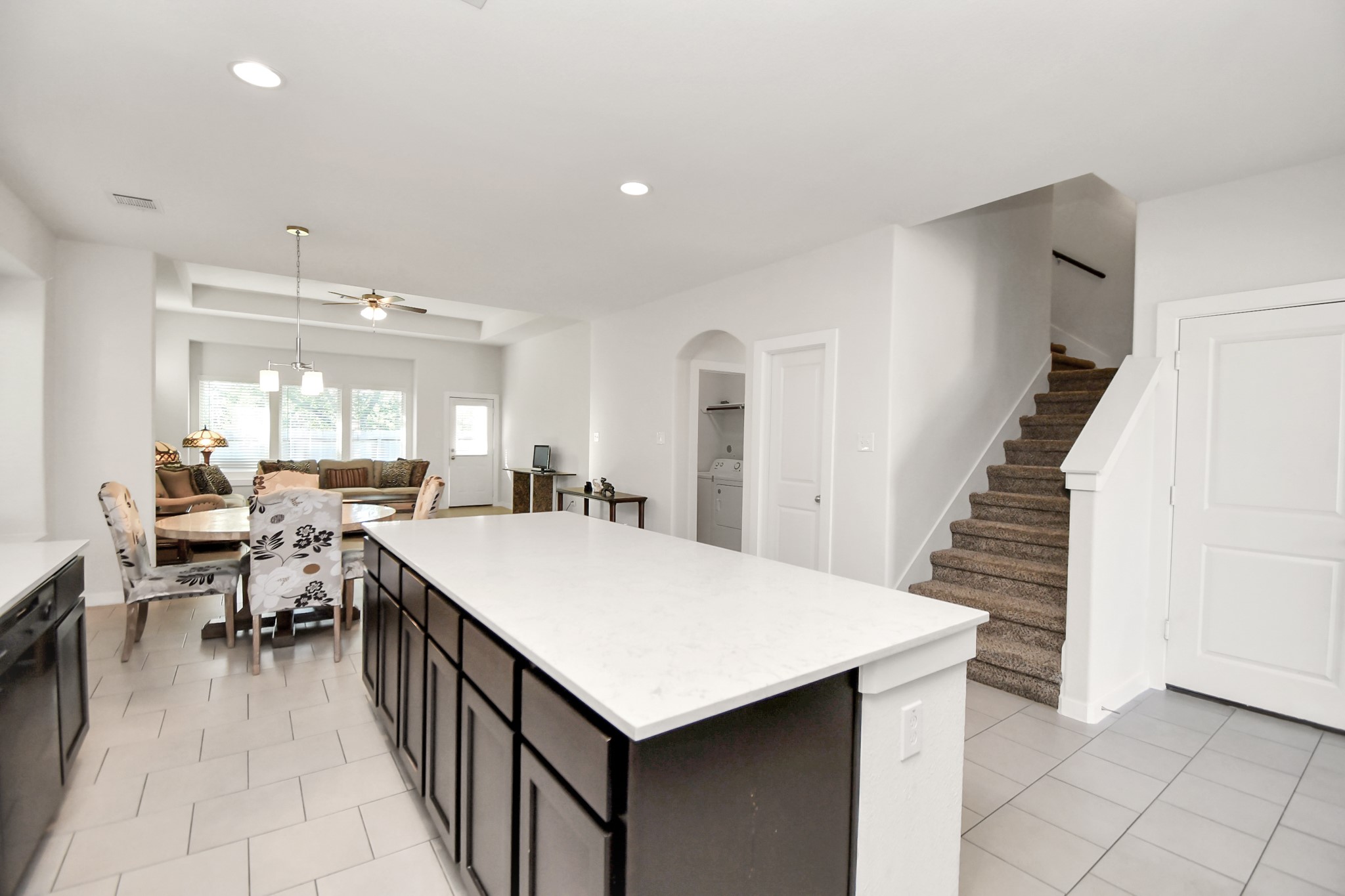 6822 Spring Vale Drive Property Photo 10