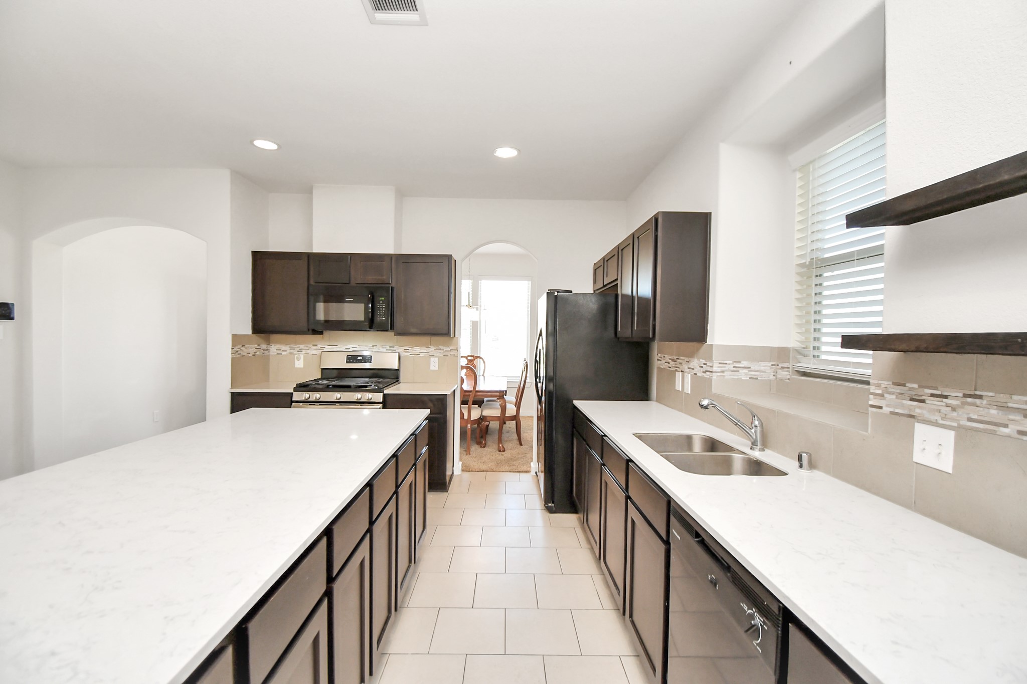 6822 Spring Vale Drive Property Photo 12