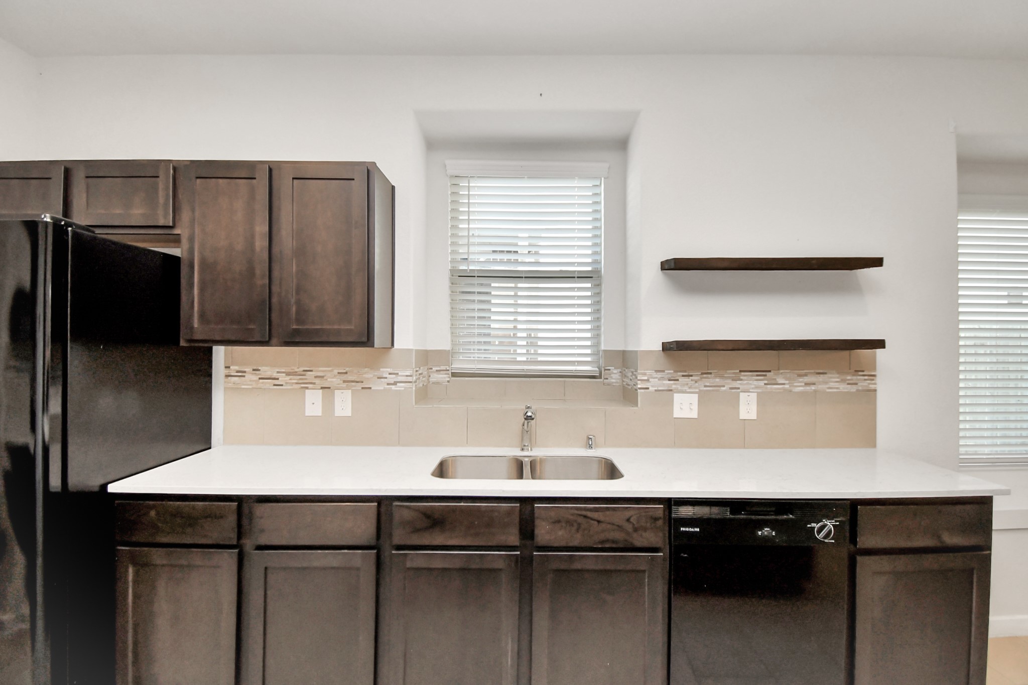 6822 Spring Vale Drive Property Photo 13