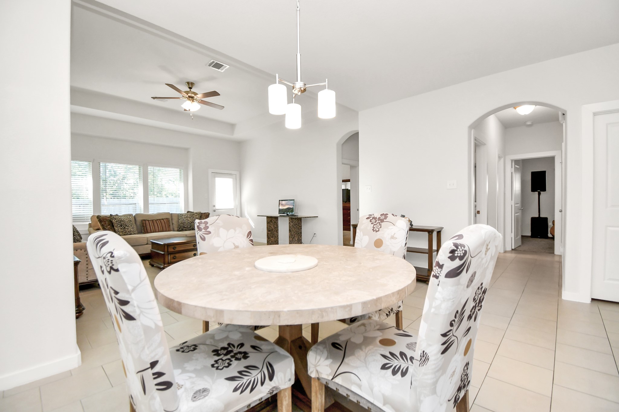 6822 Spring Vale Drive Property Photo 15