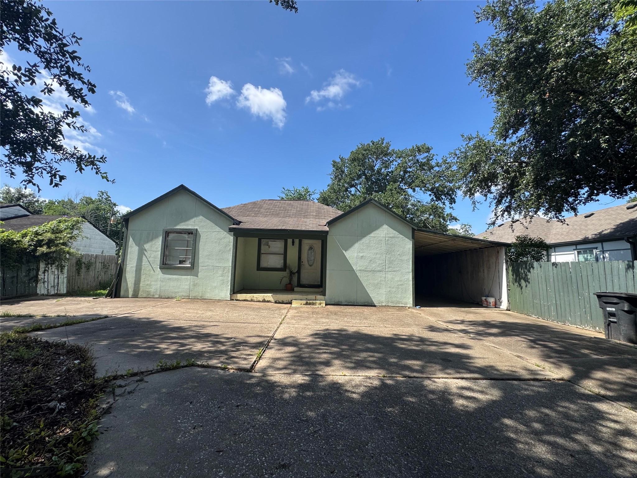 4512 Kingsbury Street Property Photo 1