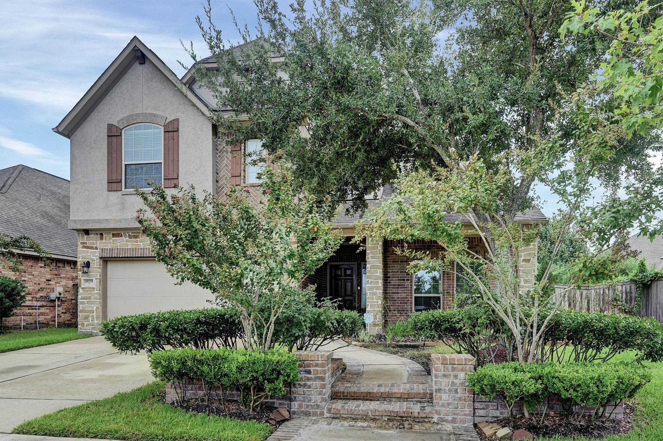 18735 Waketon Drive Property Photo 3