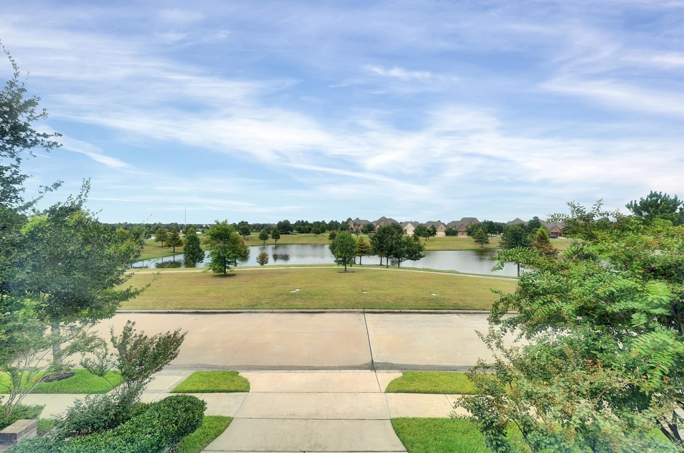 18735 Waketon Drive Property Photo 4