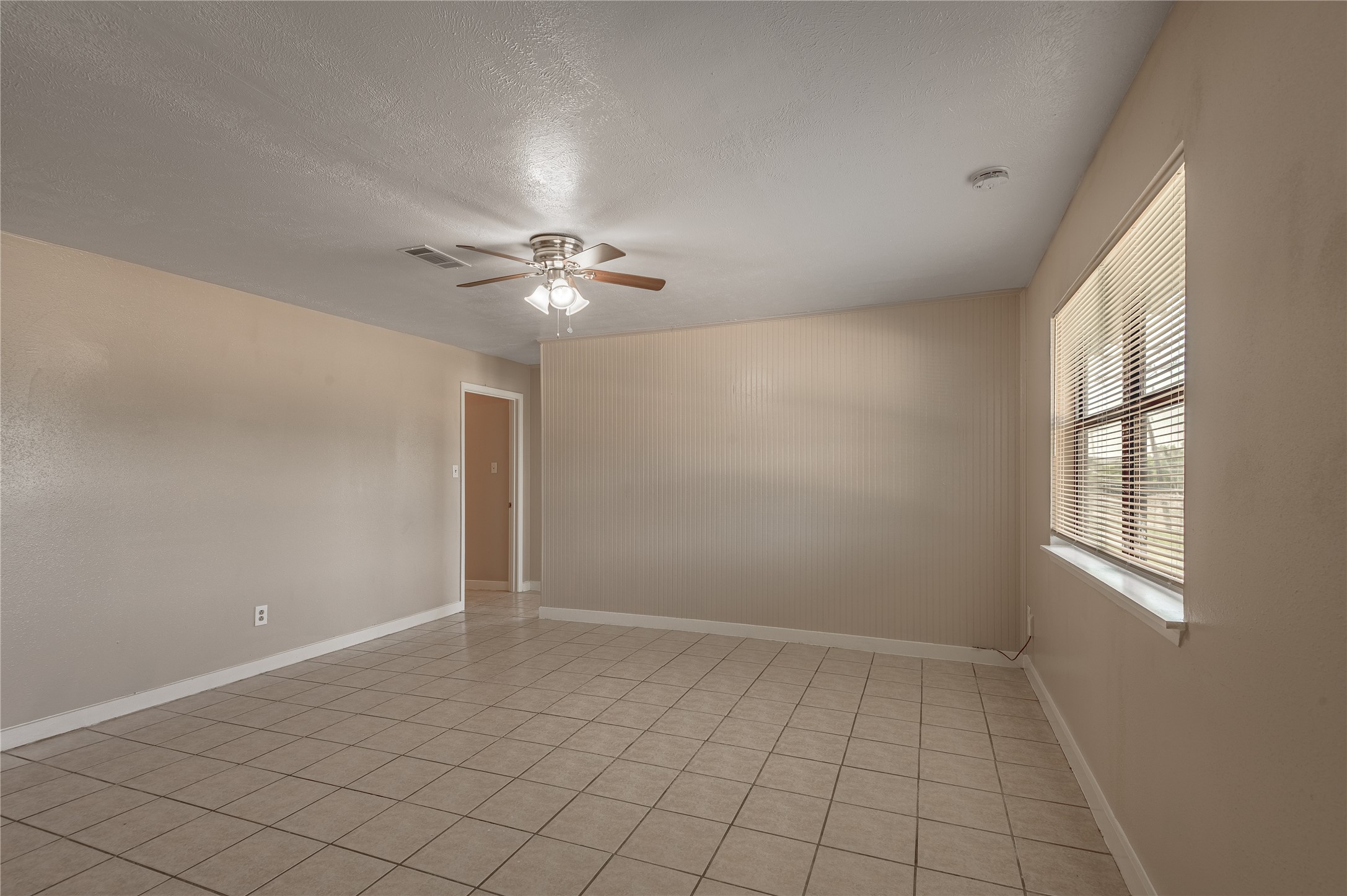 2303 State Highway 19 C Property Photo 3