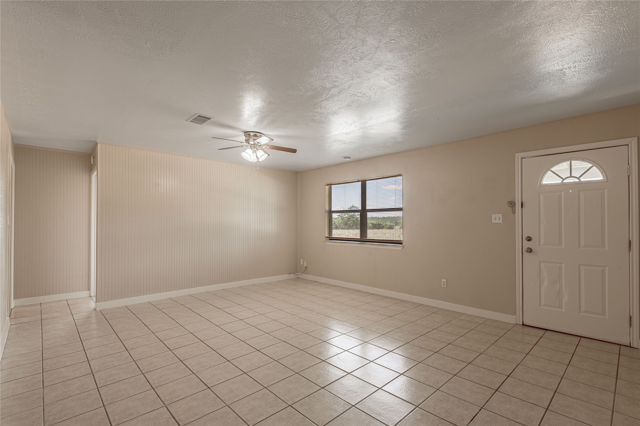 2303 State Highway 19 C Property Photo 4