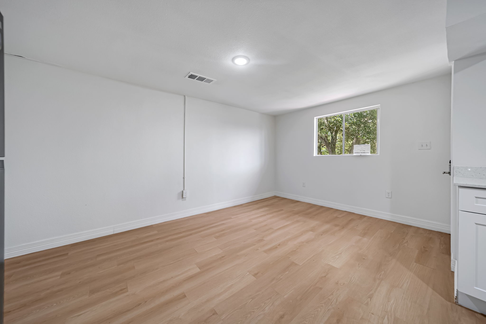 411 Avenue A 12 Property Photo 14