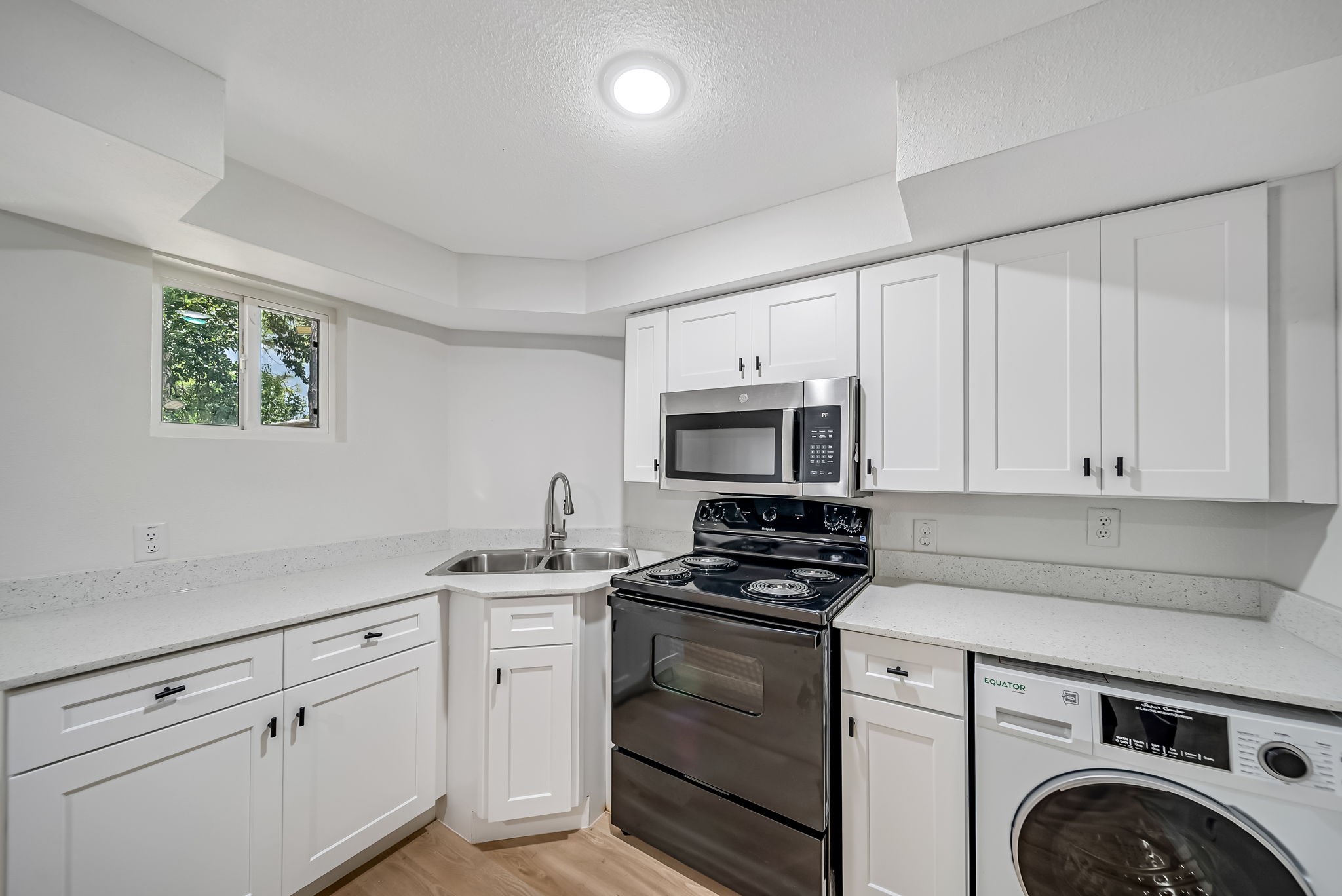 411 Avenue A 12 Property Photo 15