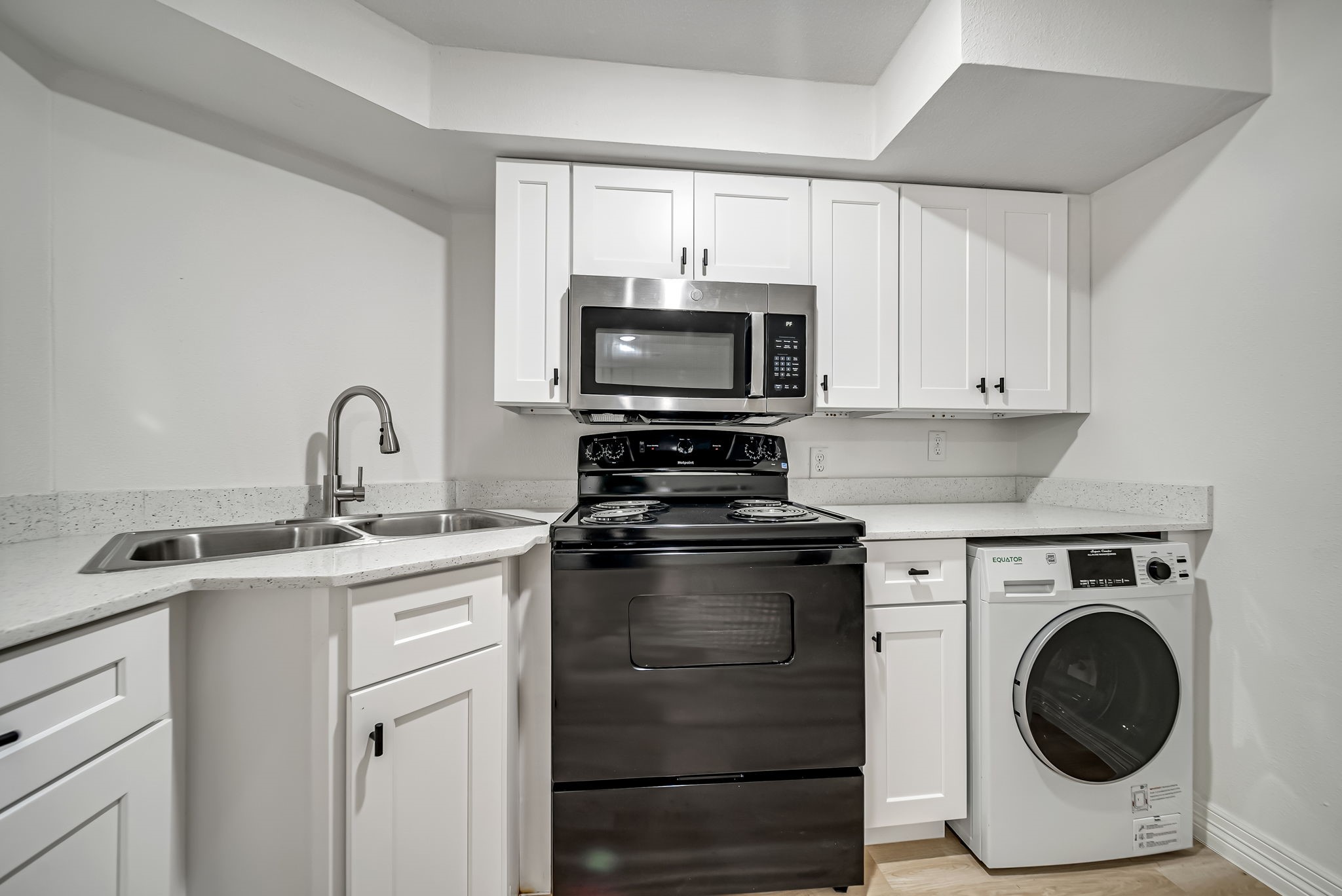 411 Avenue A 12 Property Photo 16