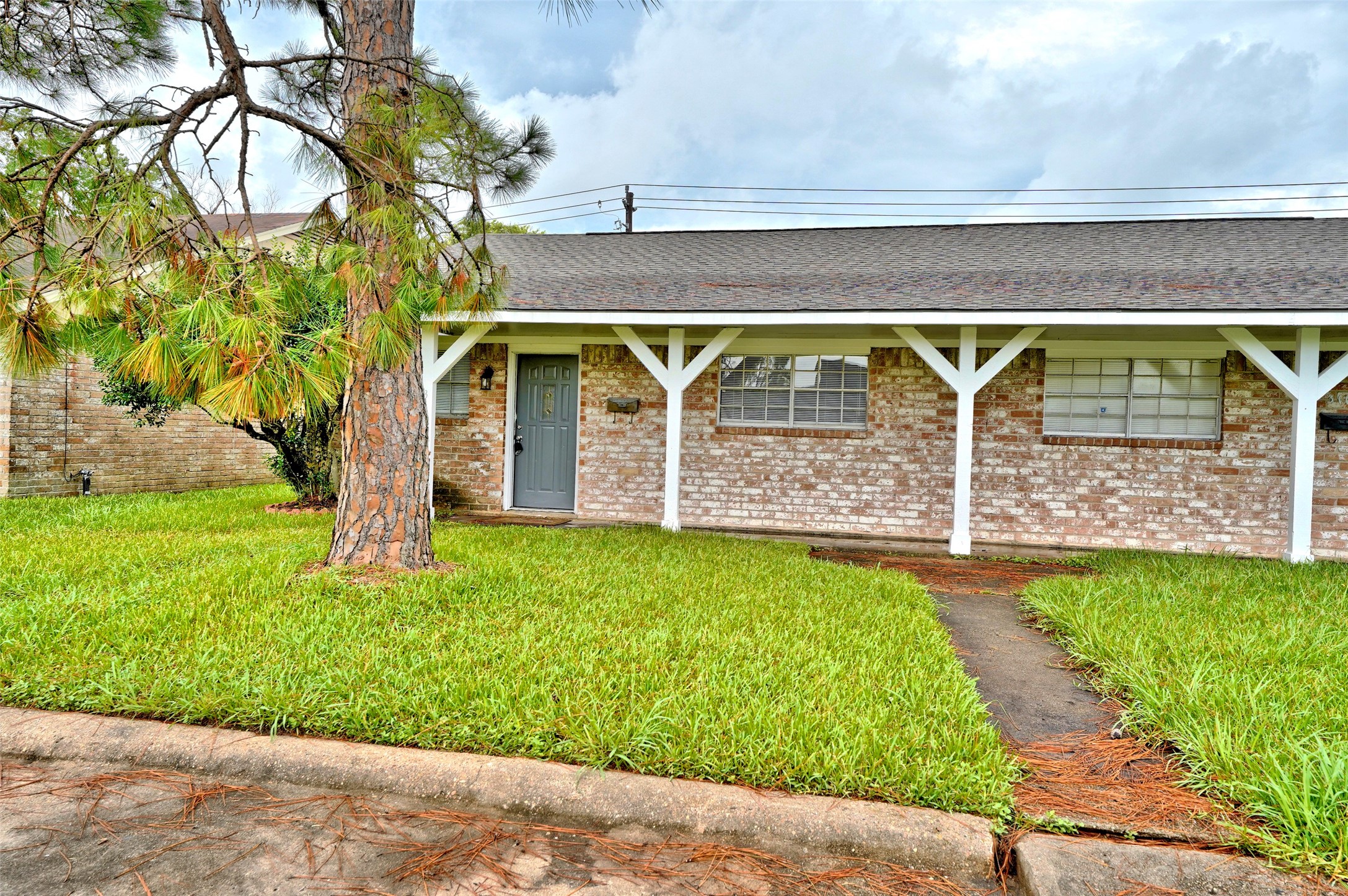 3116 Scotch Moss Lane Property Photo 1