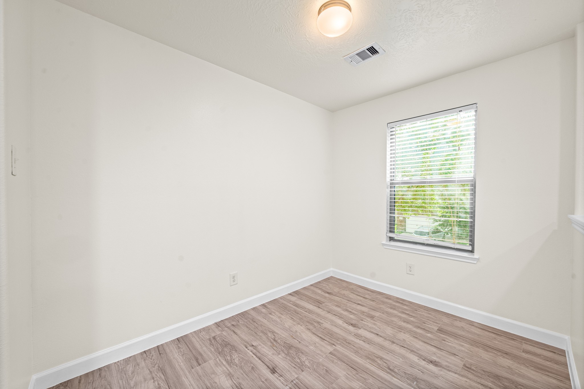 15623 Harris Canyon Lane Property Photo 21