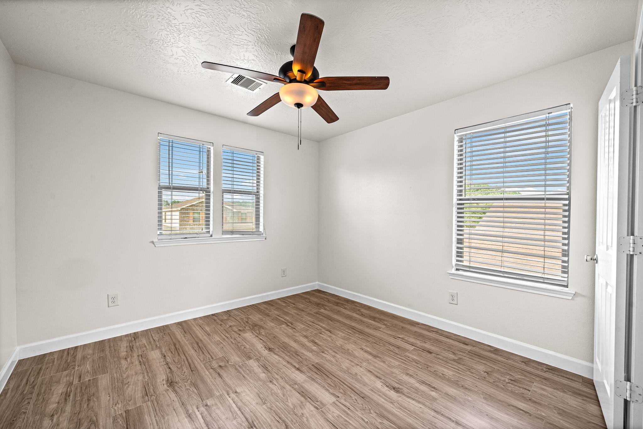 15623 Harris Canyon Lane Property Photo 33
