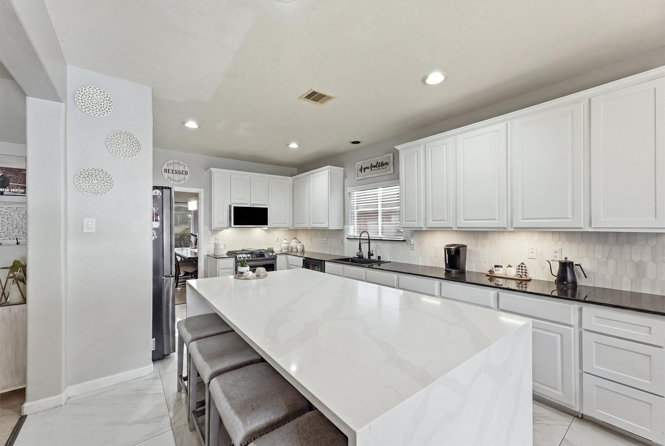 2502 Salt Grass Trail Property Photo 9