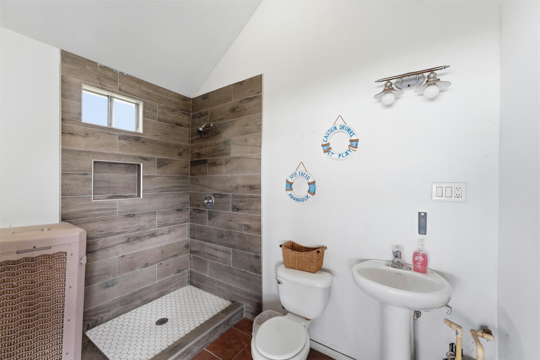 2502 Salt Grass Trail Property Photo 24