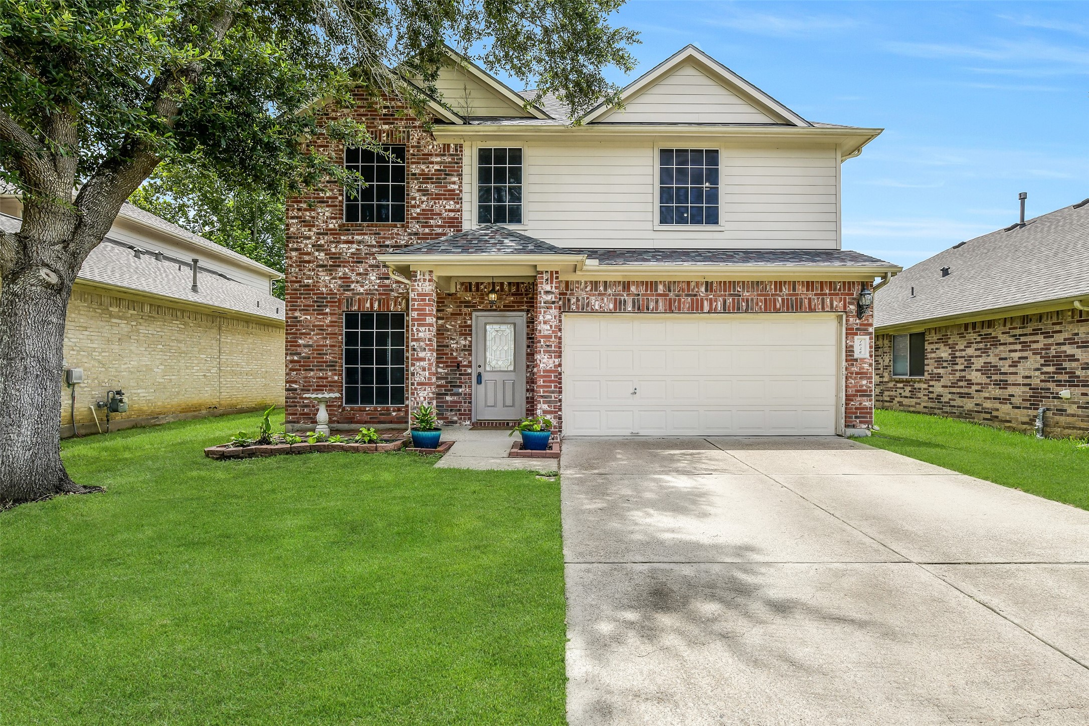 1056 Cabot Cove Property Photo 1