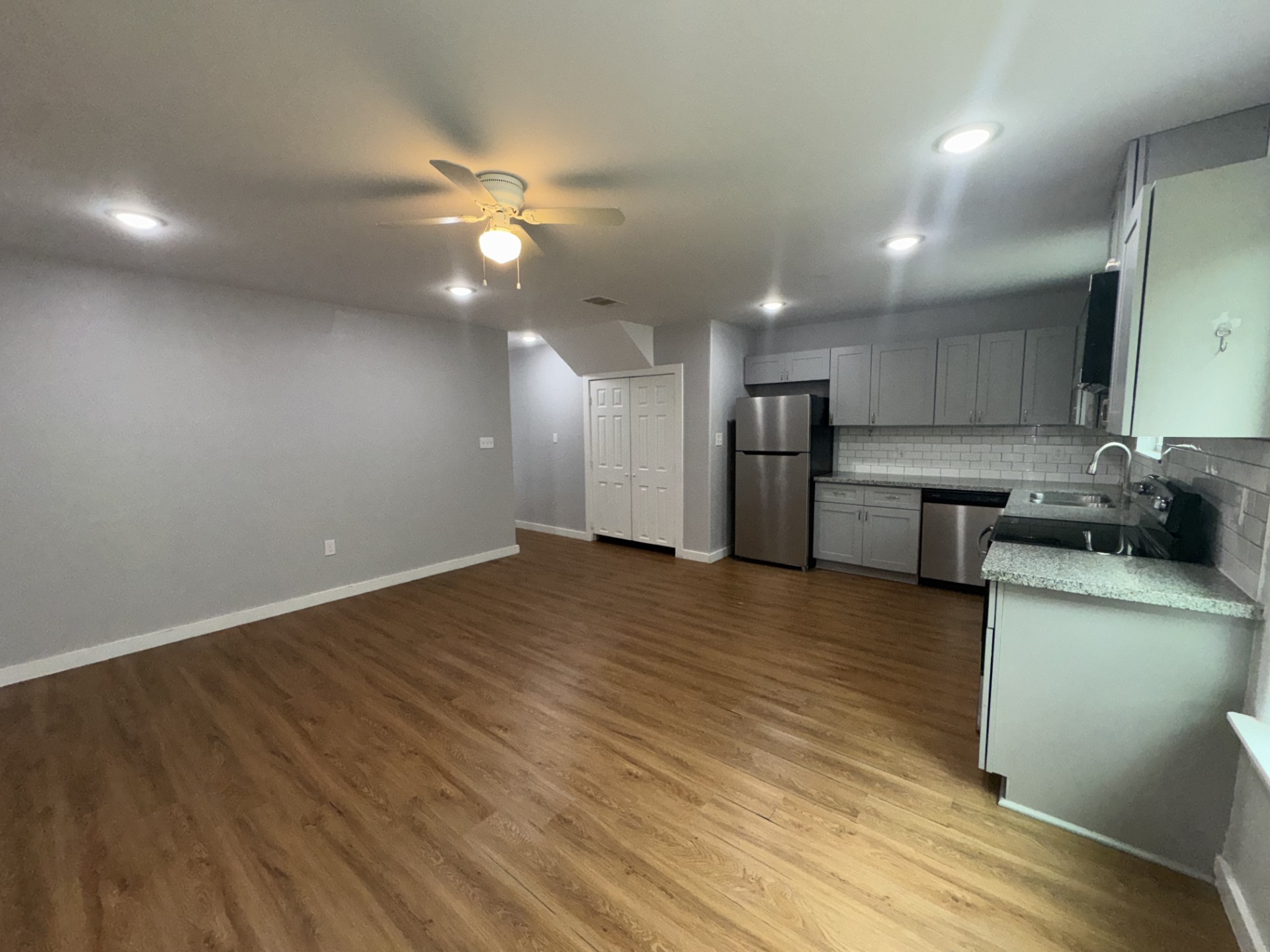 6606 Haight Street Property Photo 4