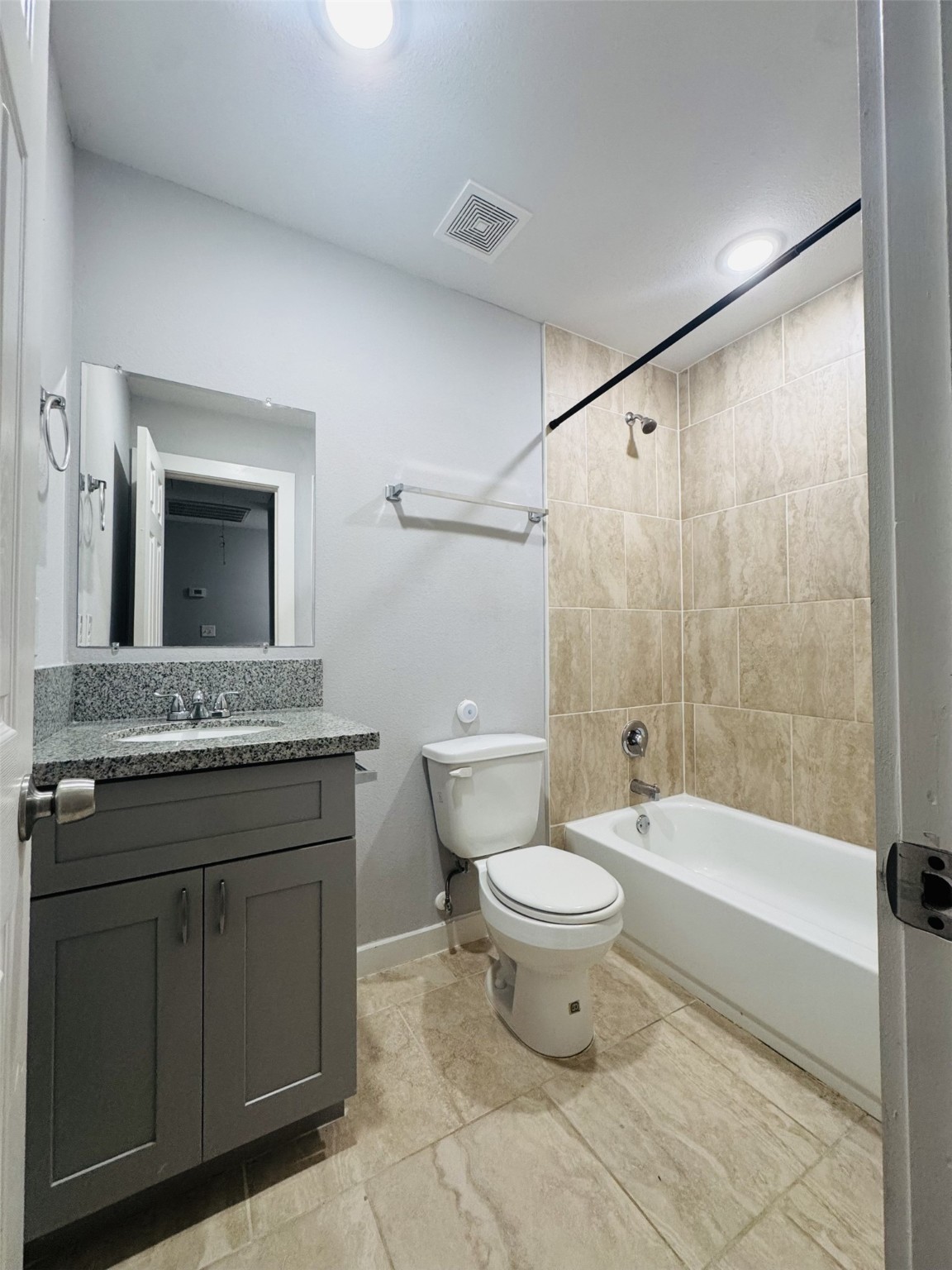 6606 Haight Street Property Photo 10