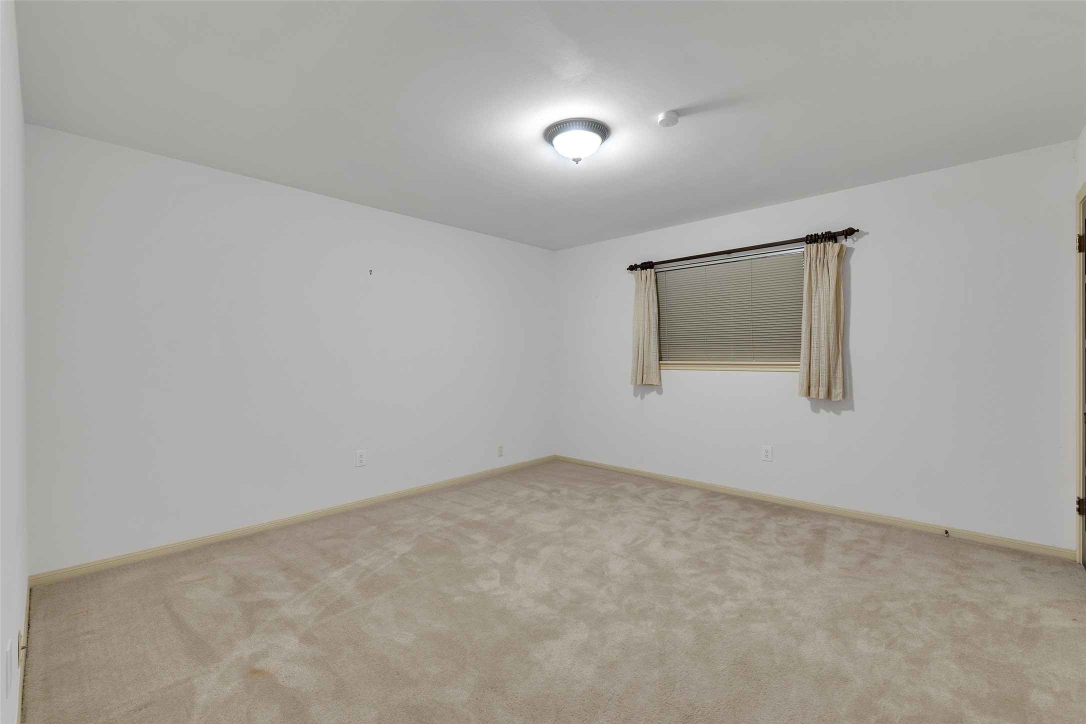 3810 Glenheather Drive Property Photo 27