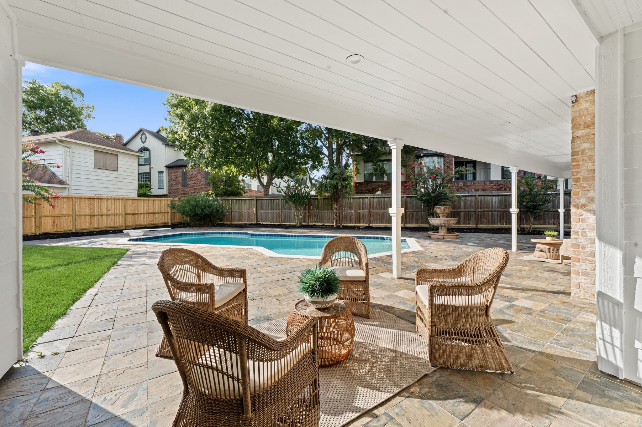 910 Cranberry Hill Court Property Photo 42