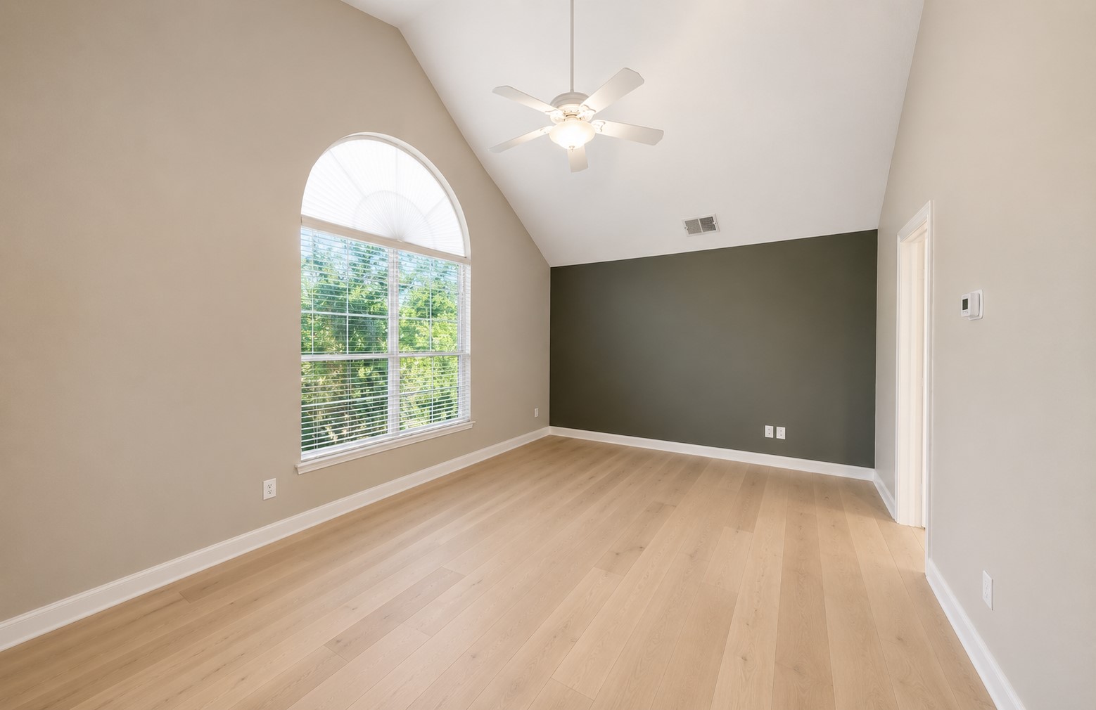 1240 Prince Street Property Photo 10