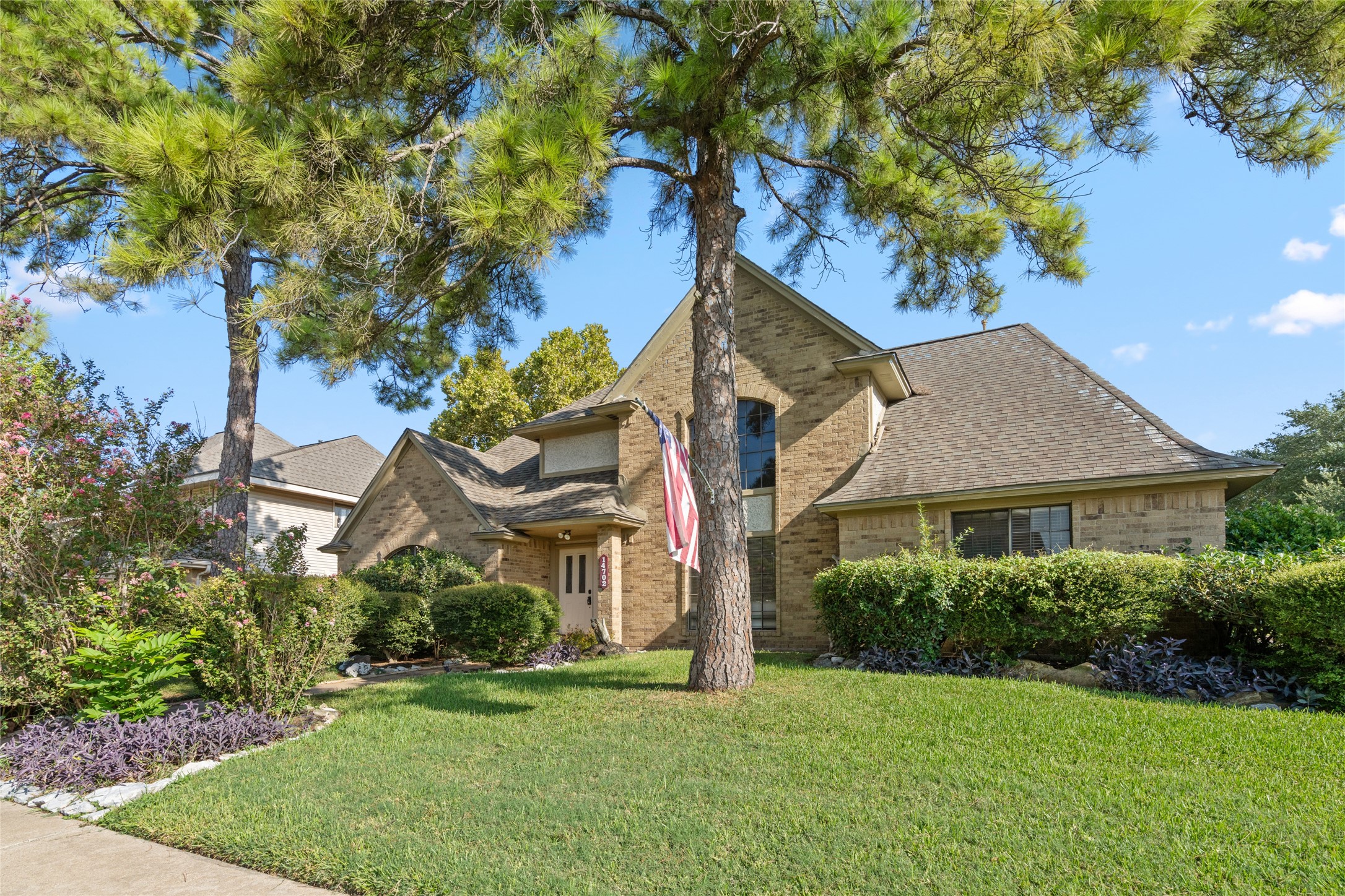 14702 Charlmont Drive Property Photo 9