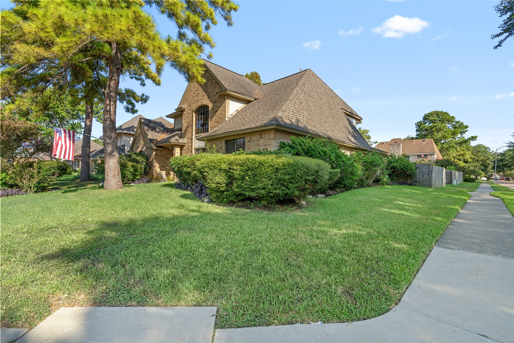 14702 Charlmont Drive Property Photo 10