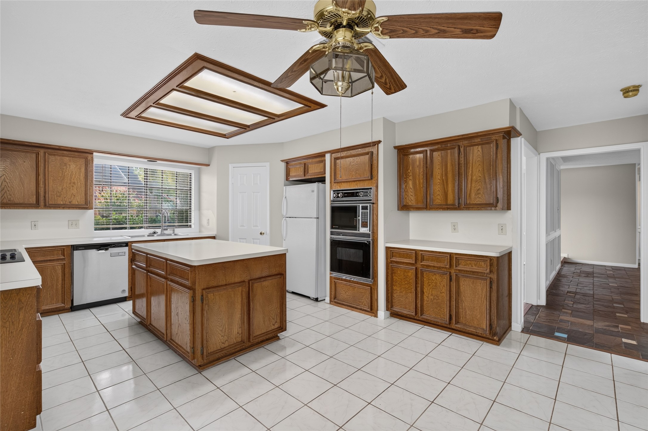 14702 Charlmont Drive Property Photo 23