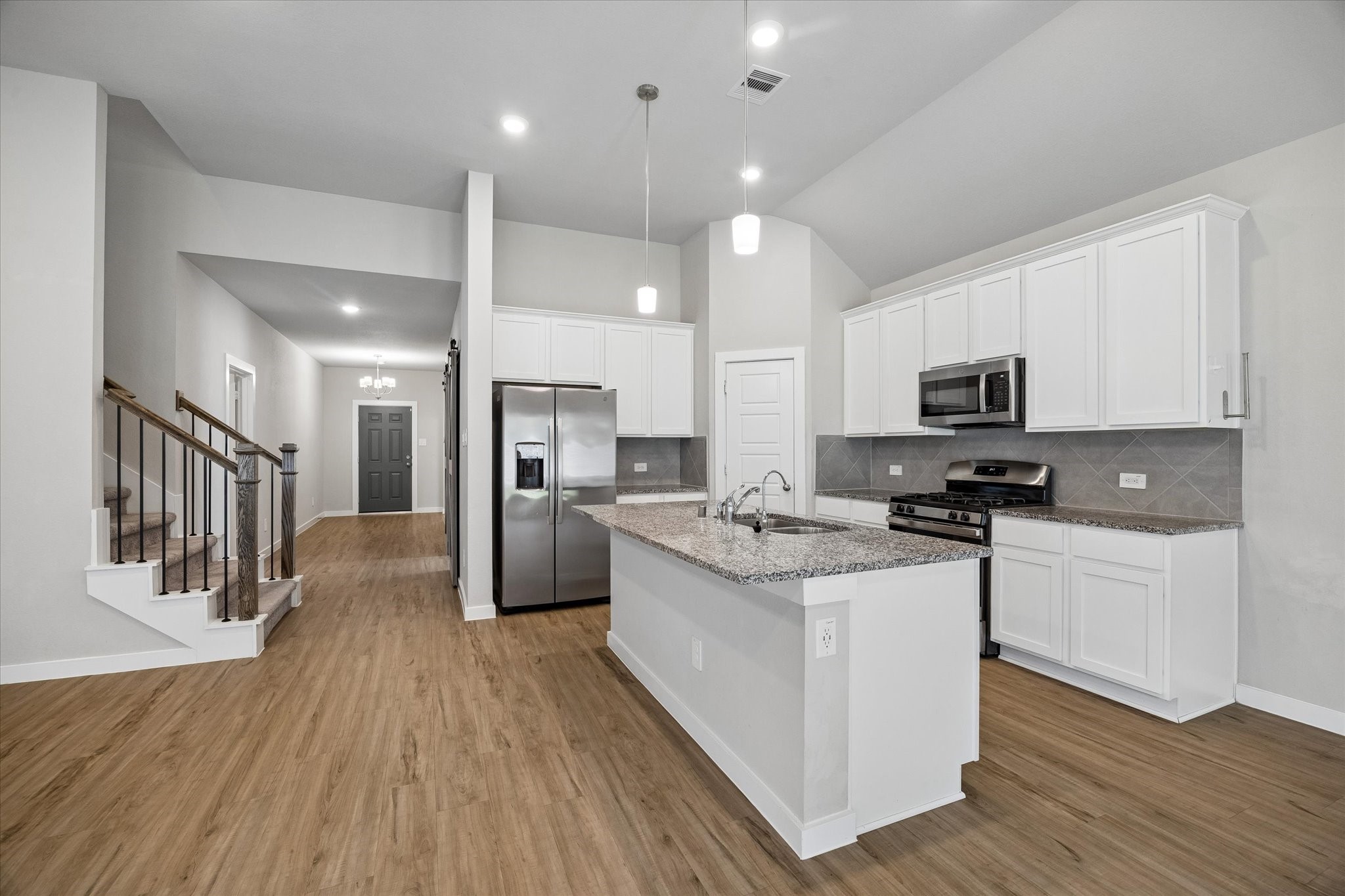21759 Thicket Point Lane Property Photo 2