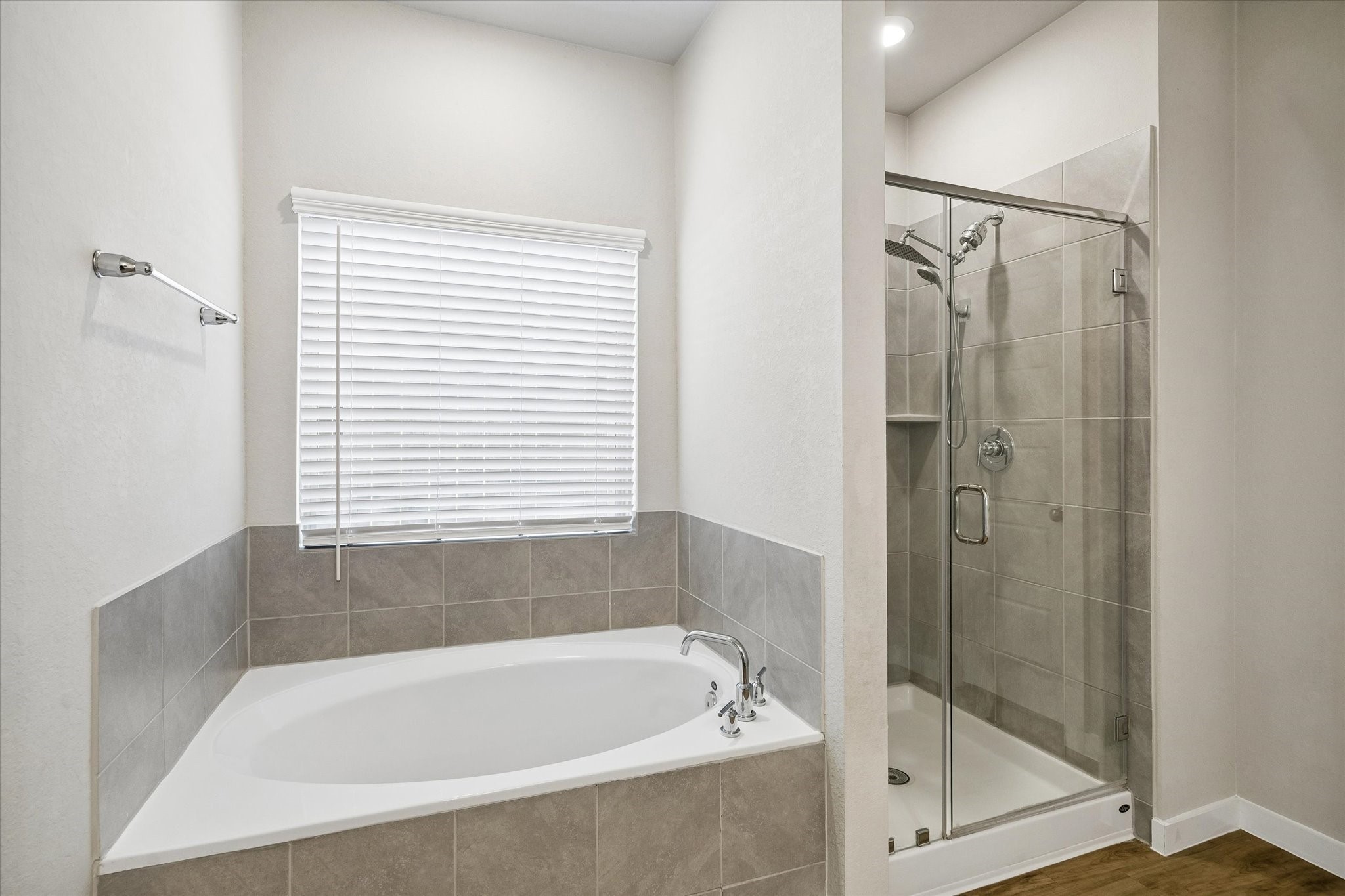 21759 Thicket Point Lane Property Photo 8