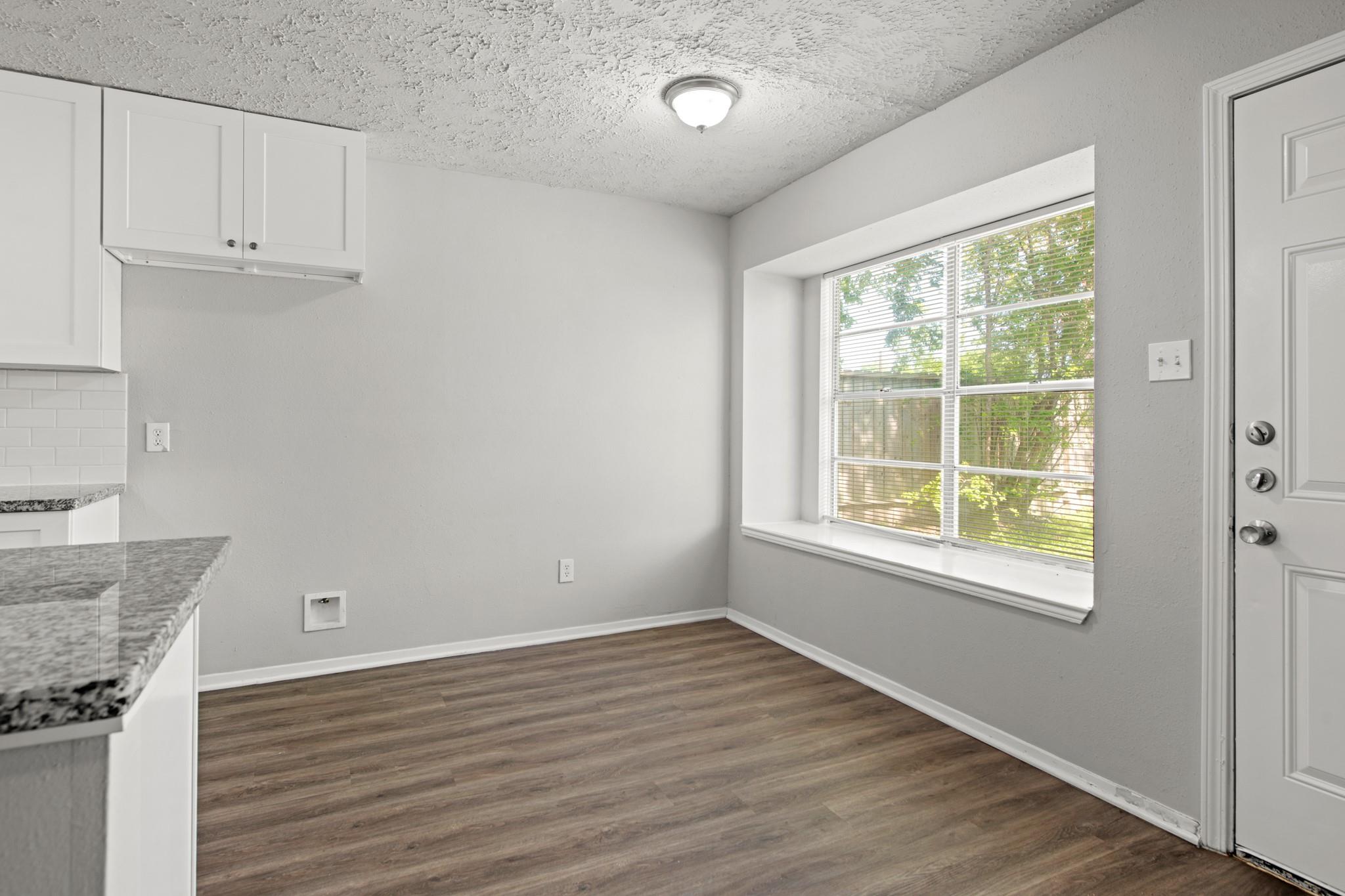 6450 Bazel Brook Drive, Houston Tx 77489 Property Photo 5