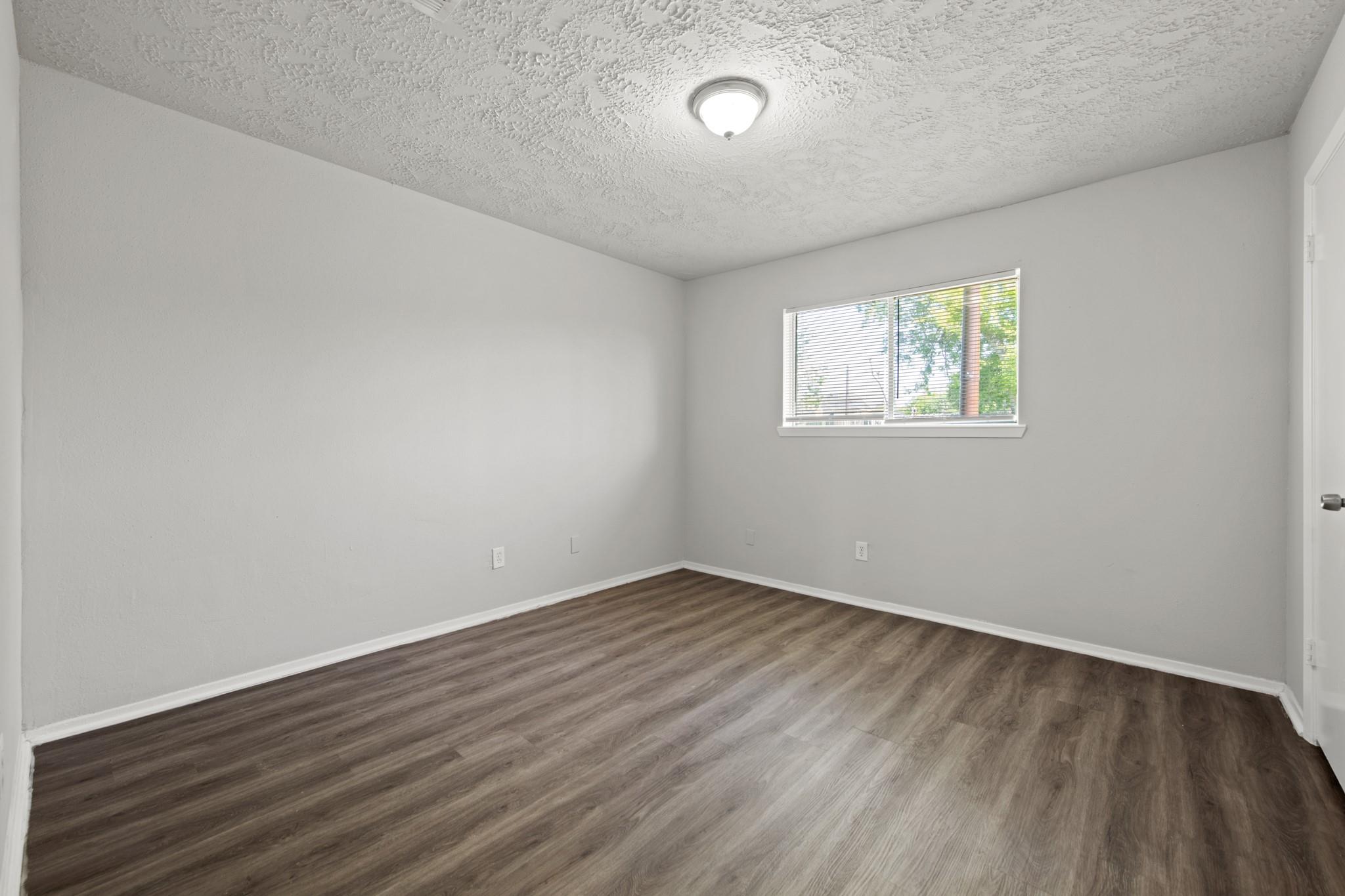 6450 Bazel Brook Drive, Houston Tx 77489 Property Photo 9