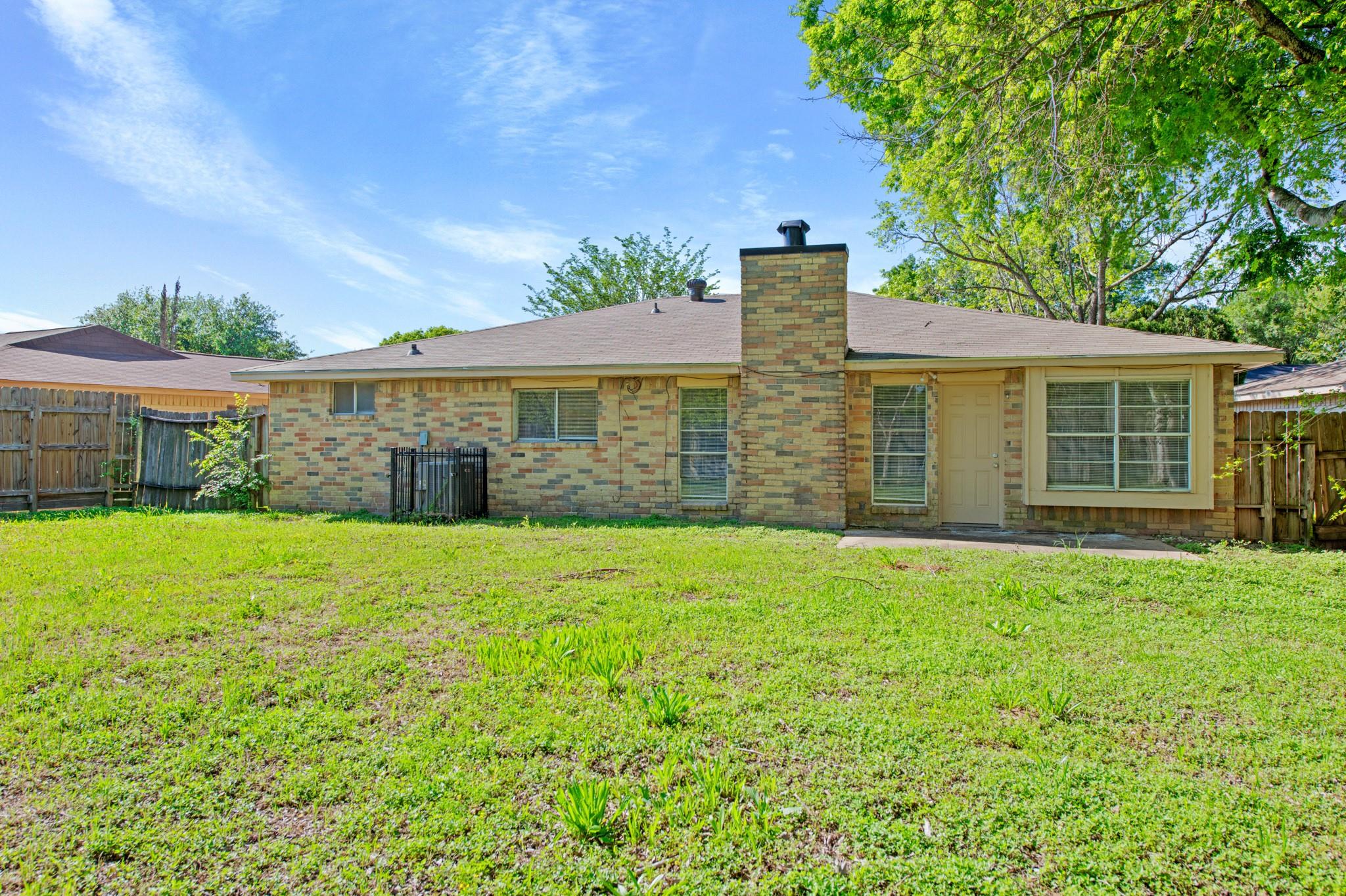 6450 Bazel Brook Drive, Houston Tx 77489 Property Photo 13