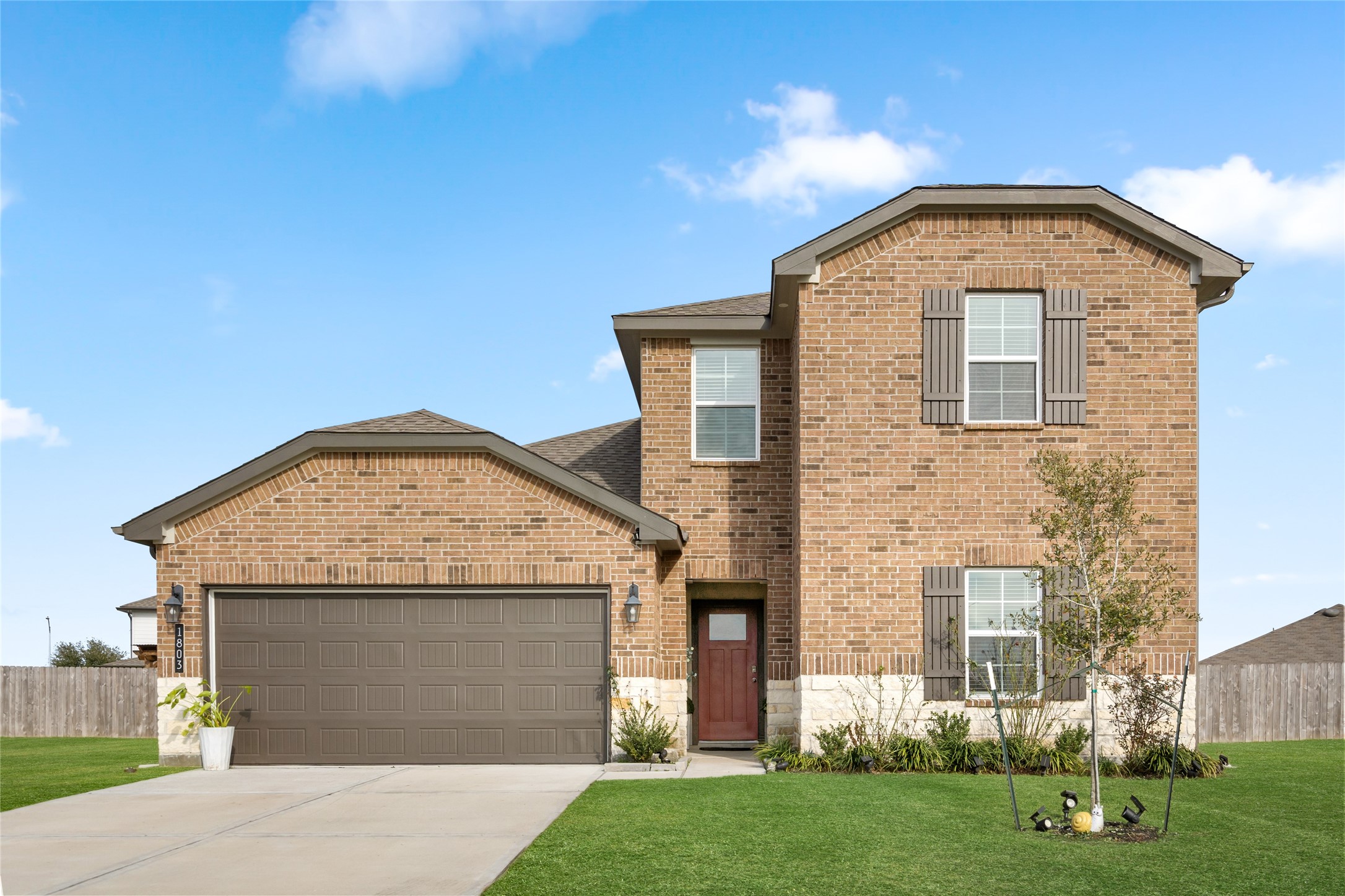 1803 Welsh Canyon Court Property Photo 1