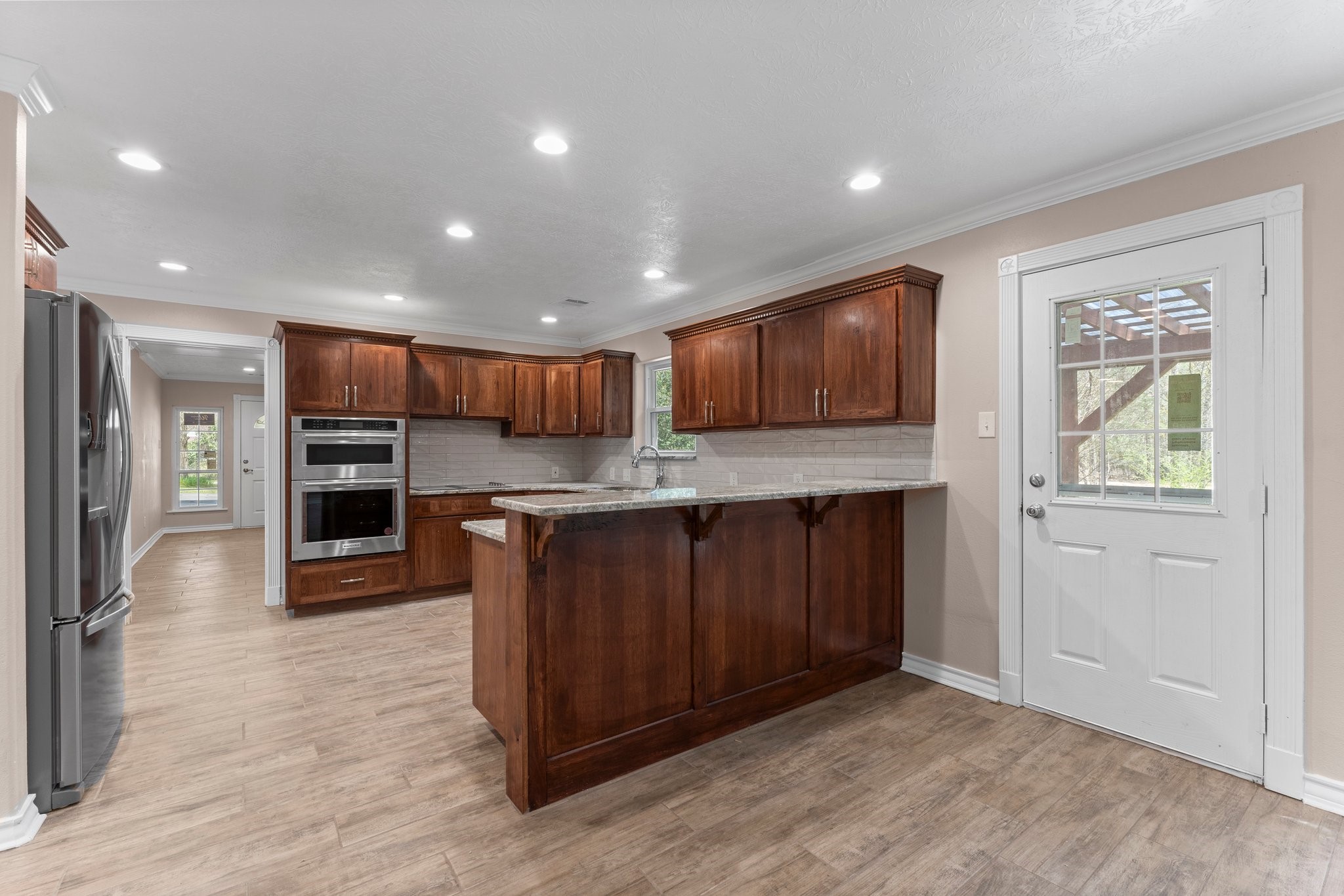 420 E Lake Drive Property Photo 11
