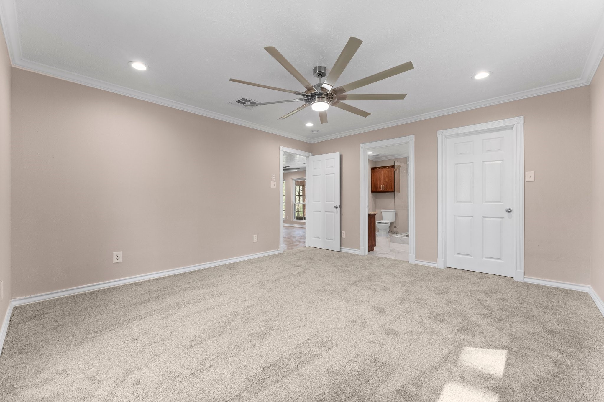 420 E Lake Drive Property Photo 22