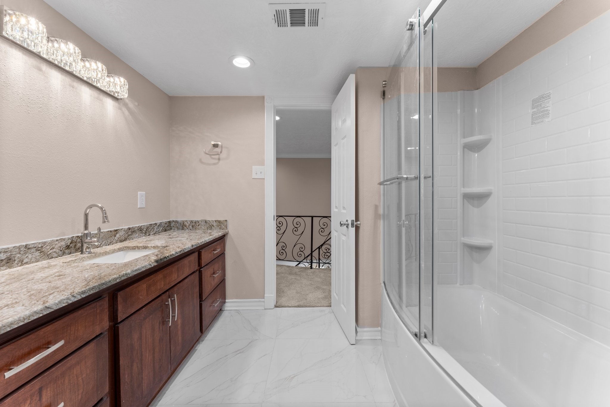 420 E Lake Drive Property Photo 28