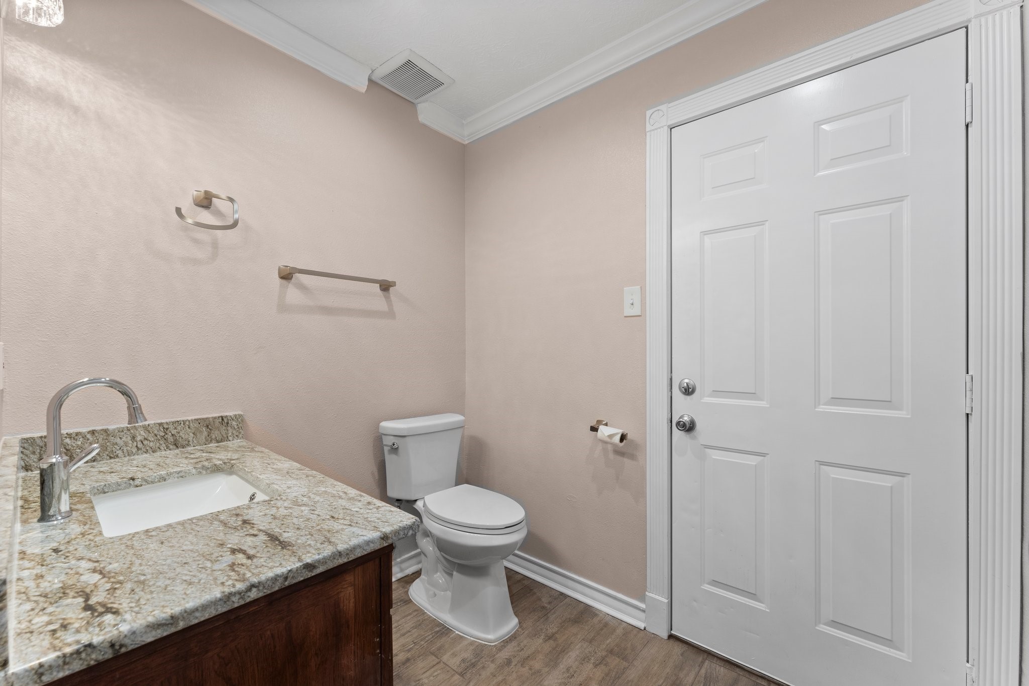 420 E Lake Drive Property Photo 29